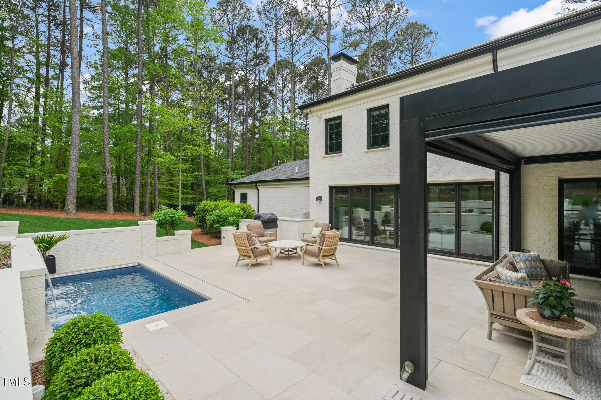 3829 Regent Road