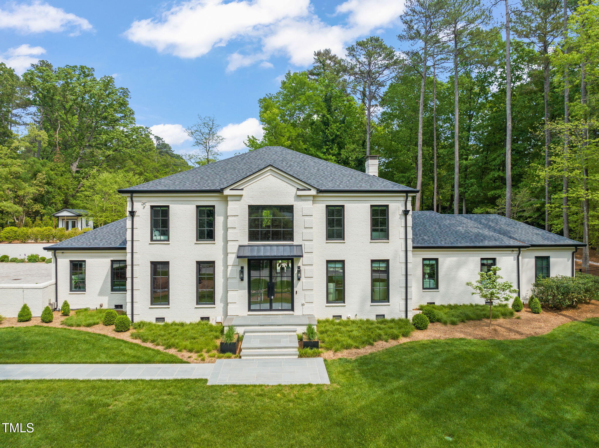 3829 Regent Road