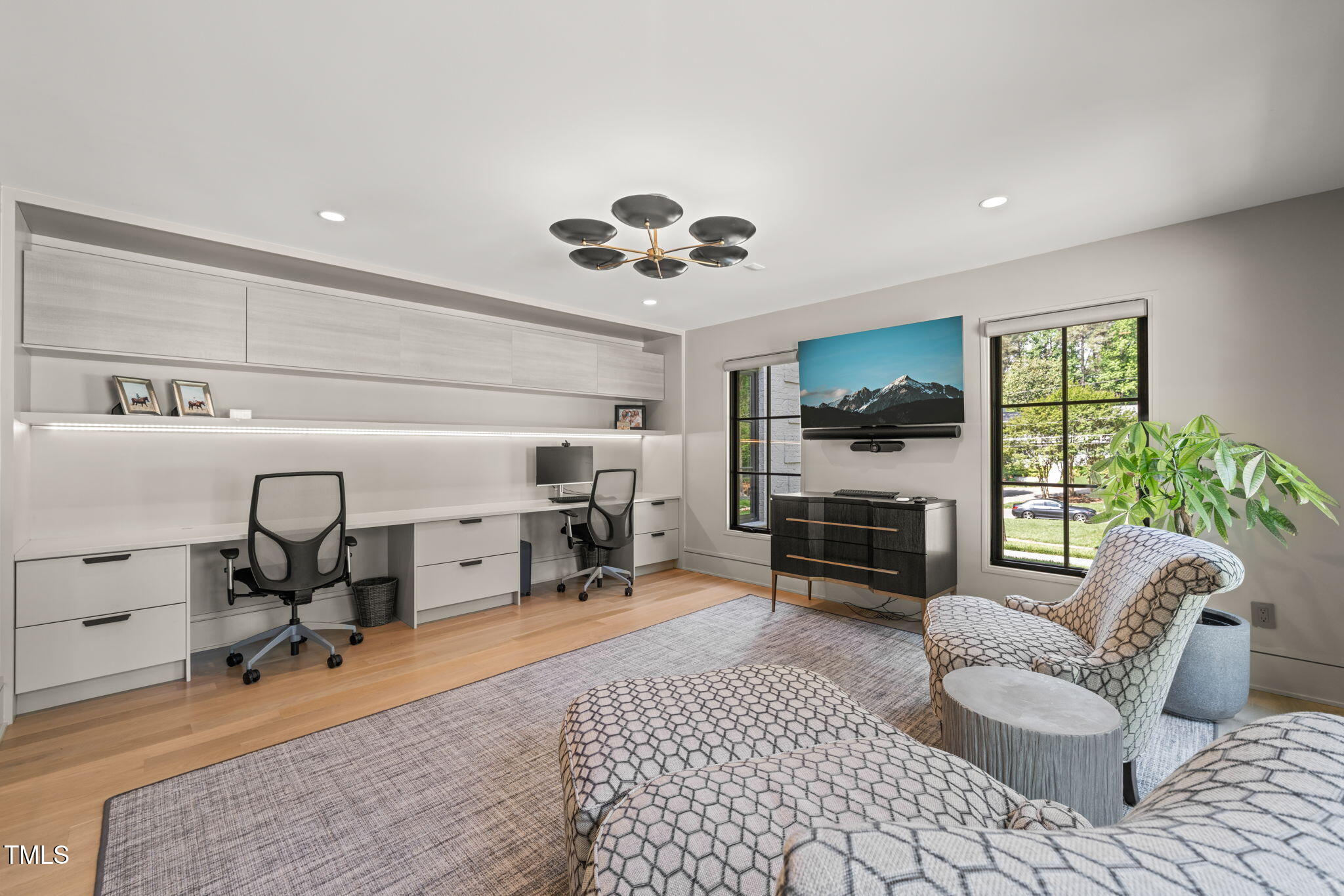 3829 Regent Road