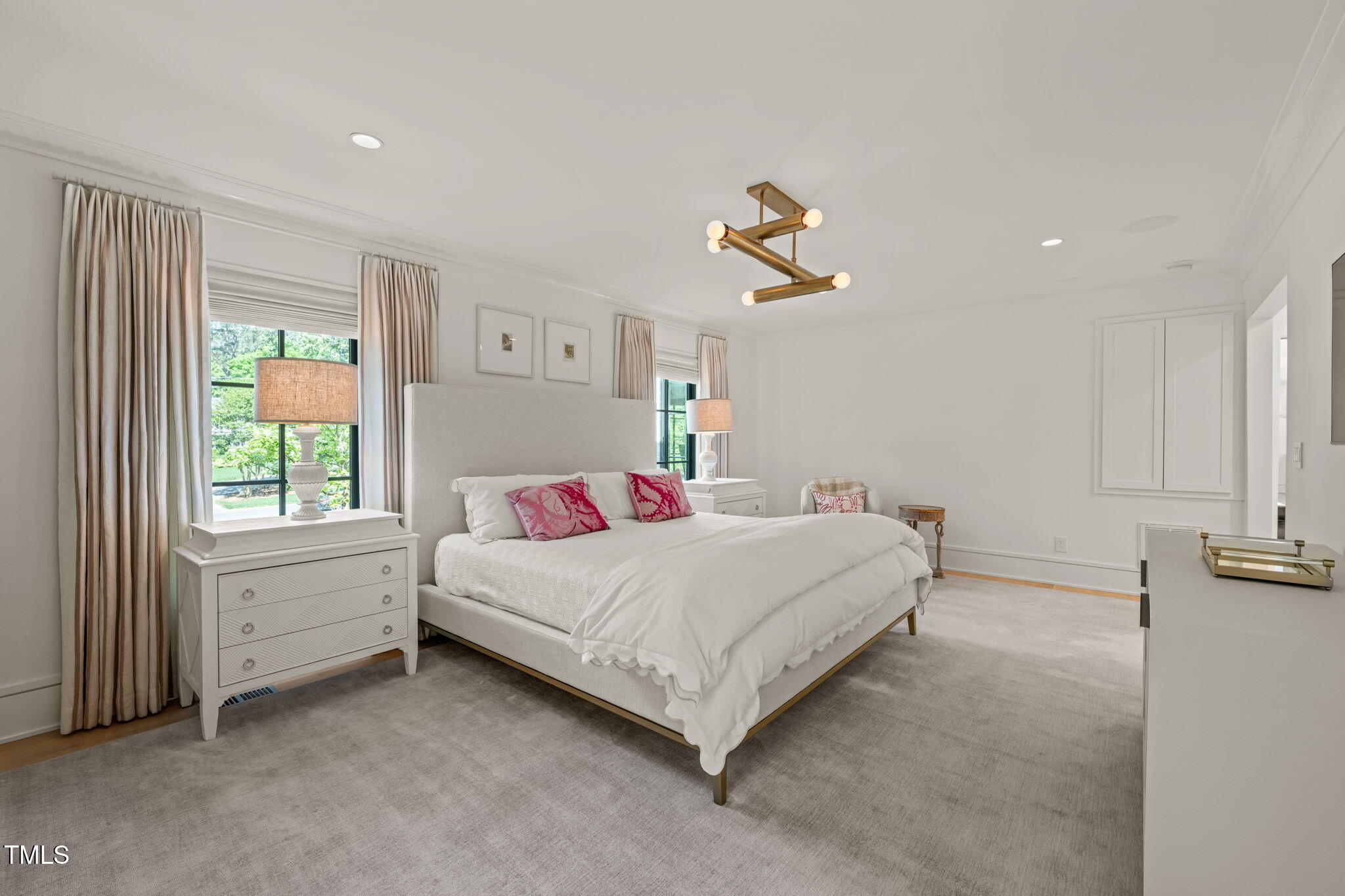 3829 Regent Road