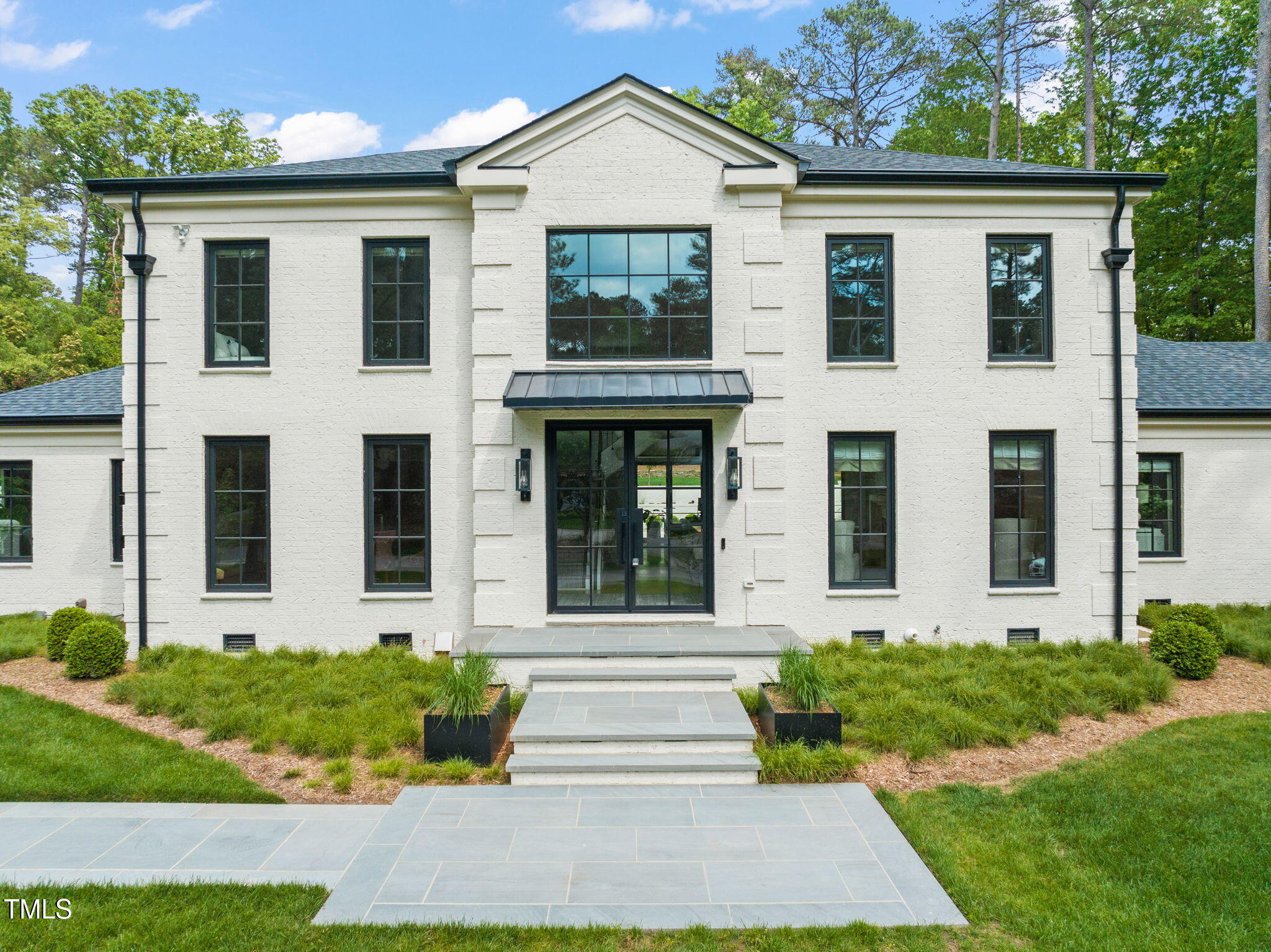 3829 Regent Road