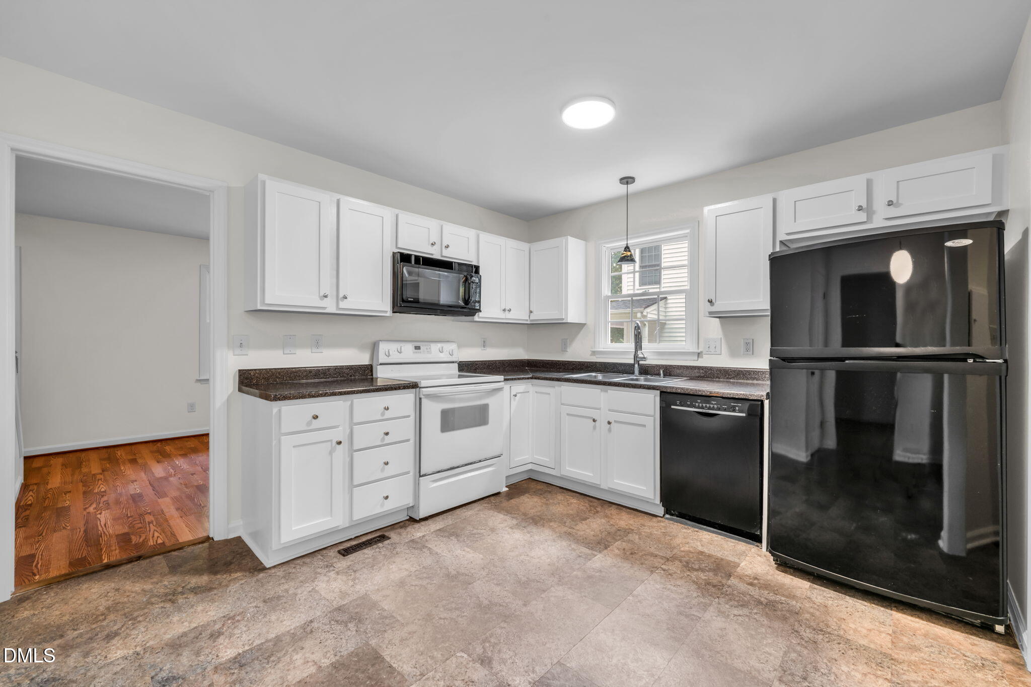 4400 Lazyriver Drive