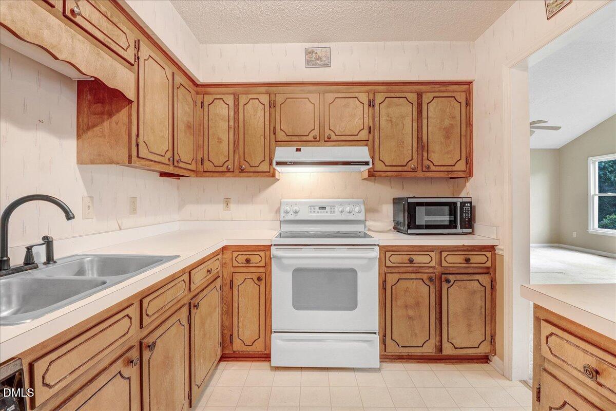 5329 Cottage Bluff Lane