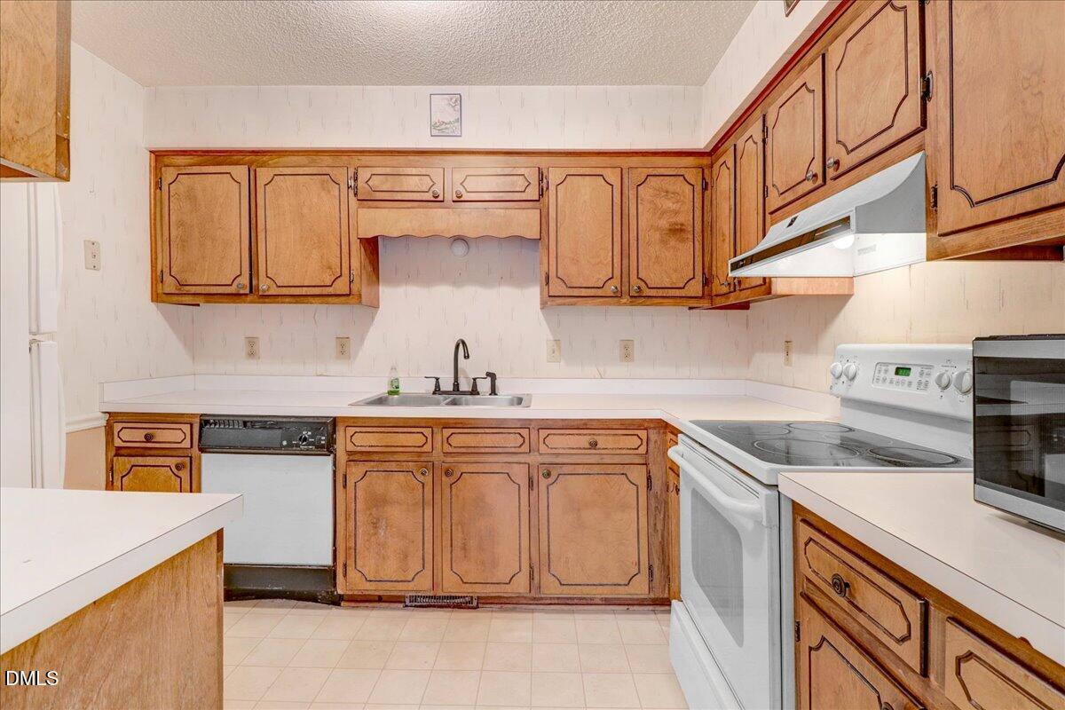 5329 Cottage Bluff Lane