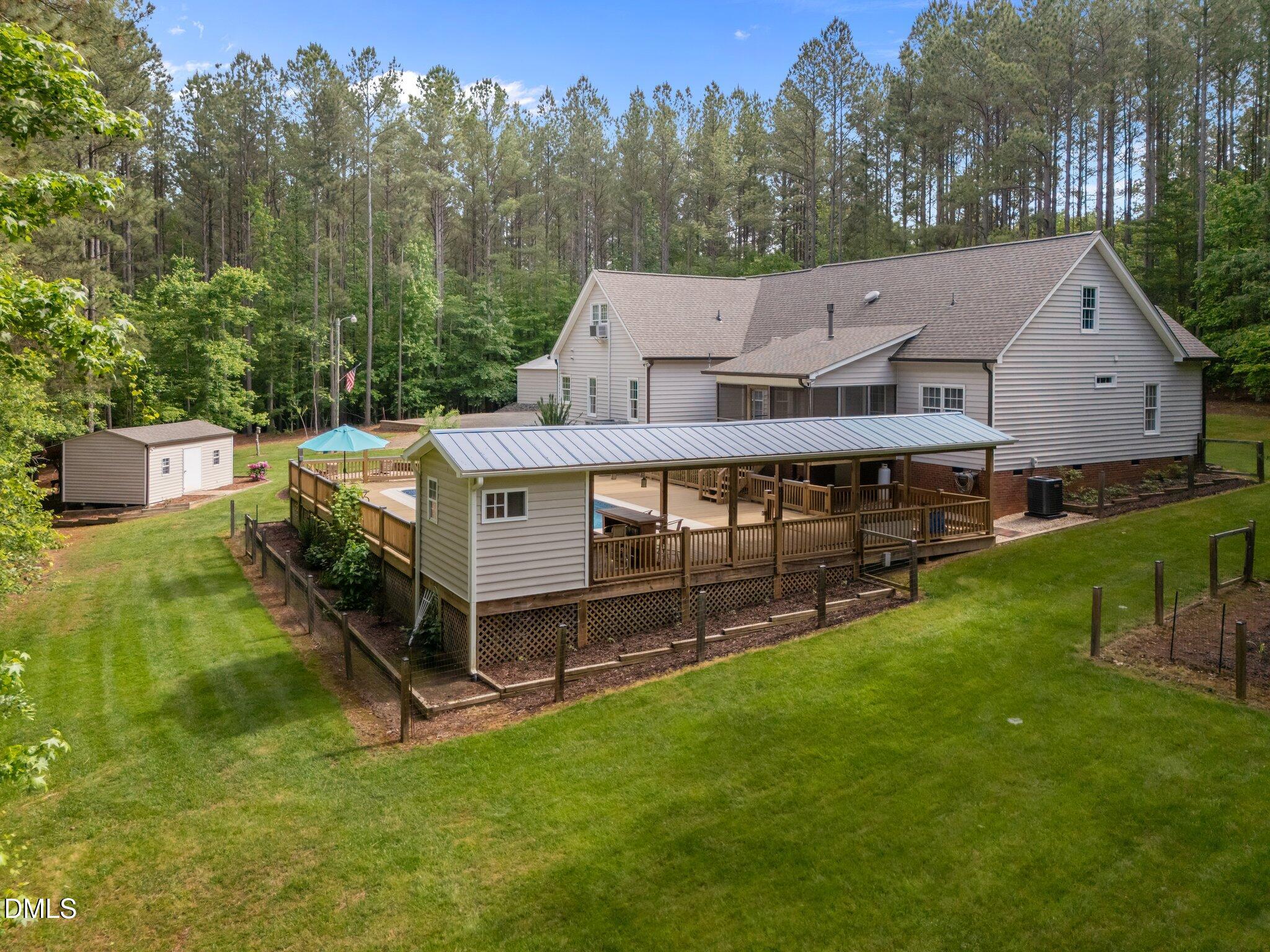 3653 Range Road