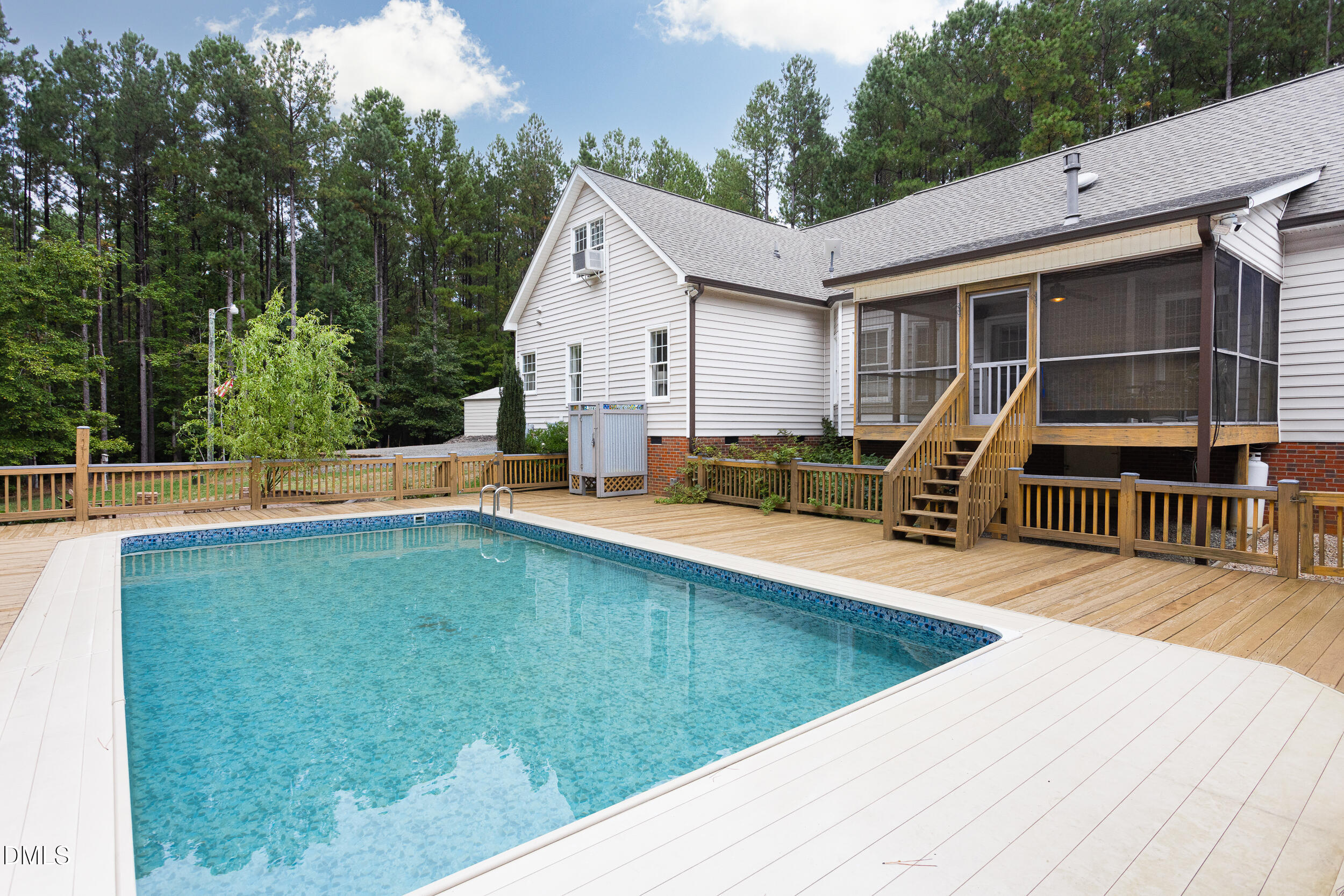 3653 Range Road