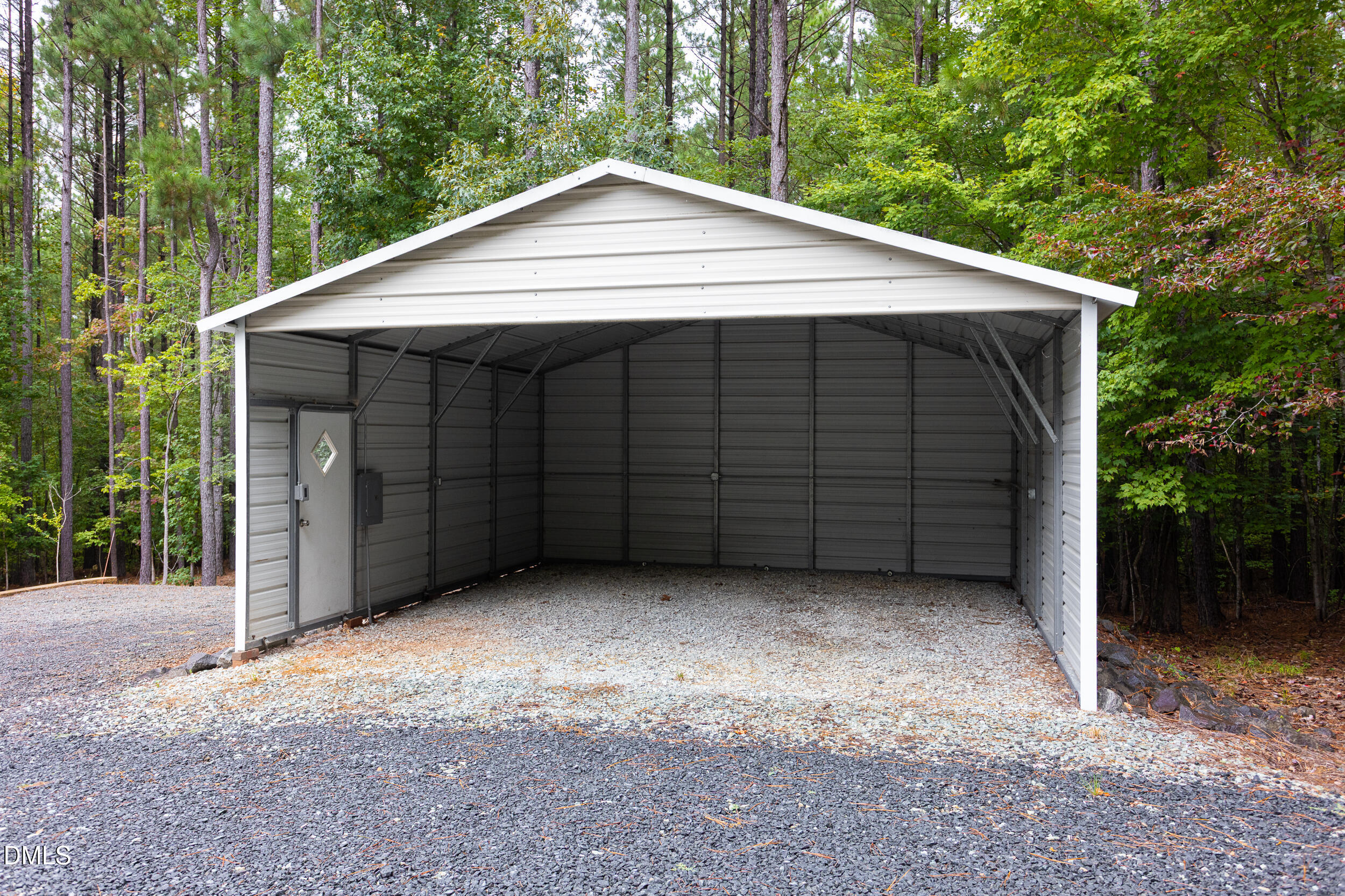 3653 Range Road