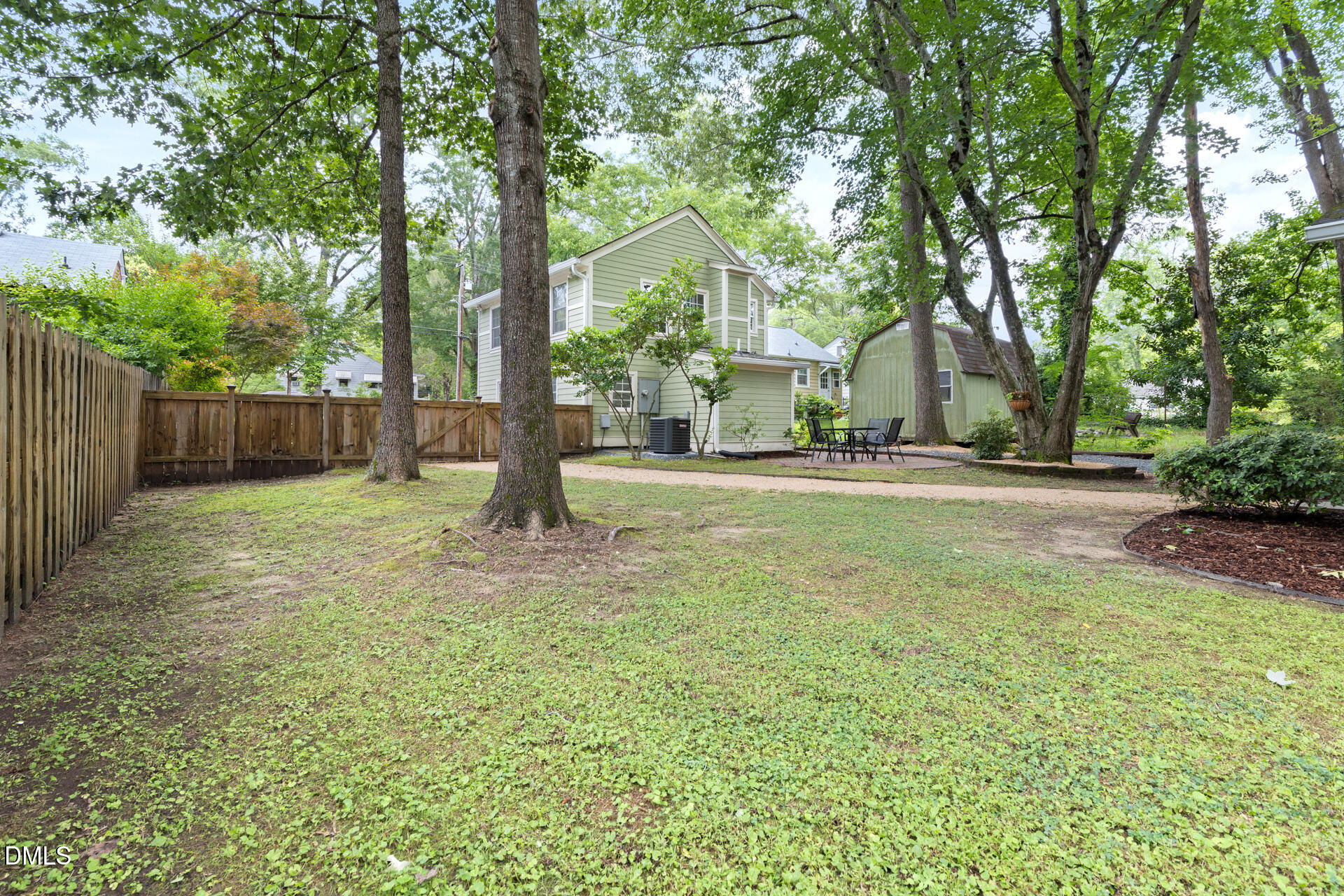2521 Shenandoah Avenue