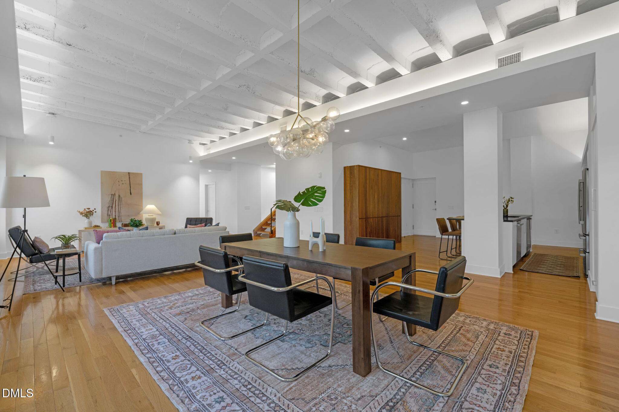 312 N Buchanan Boulevard # 401