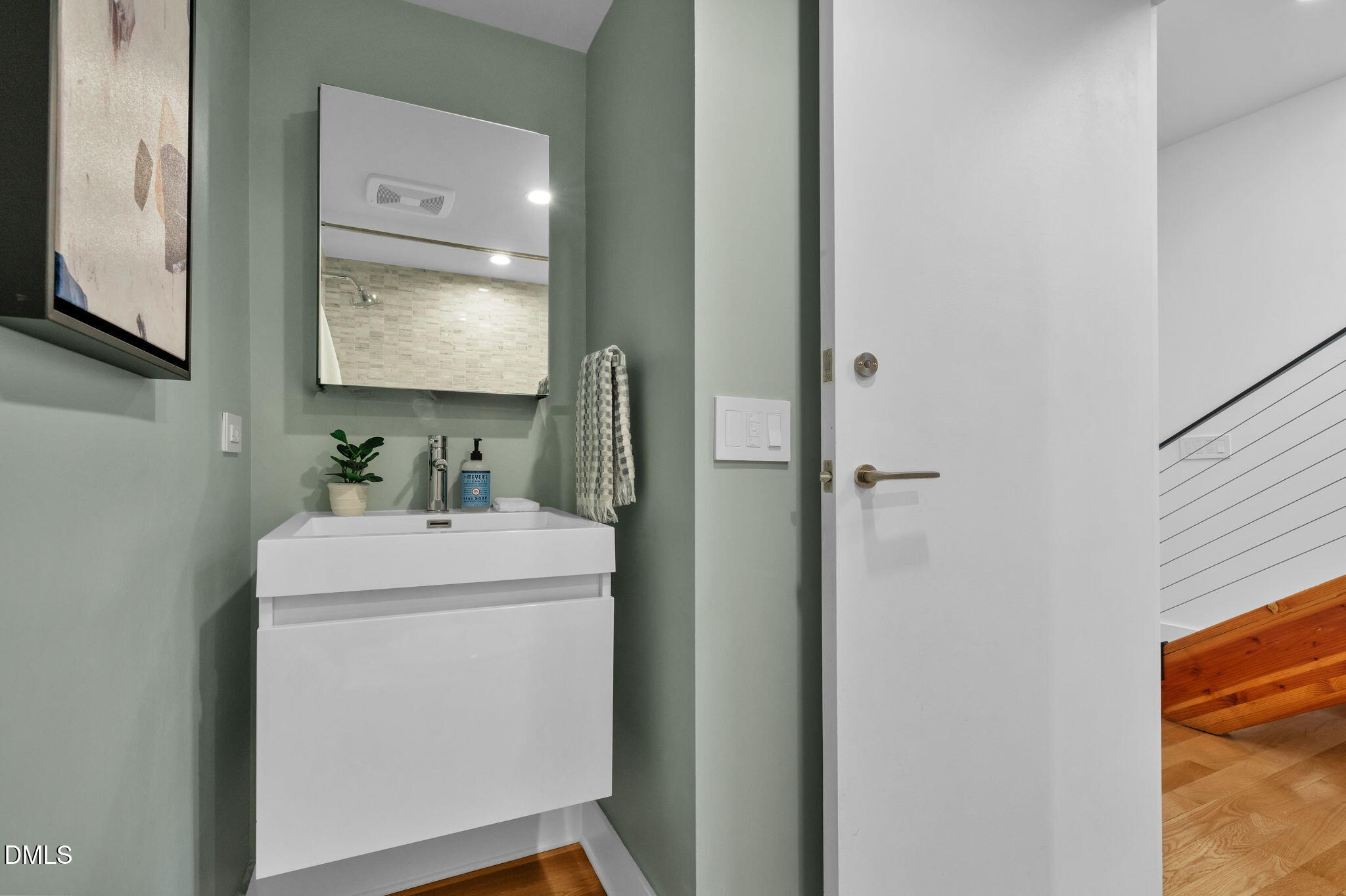 312 N Buchanan Boulevard # 401