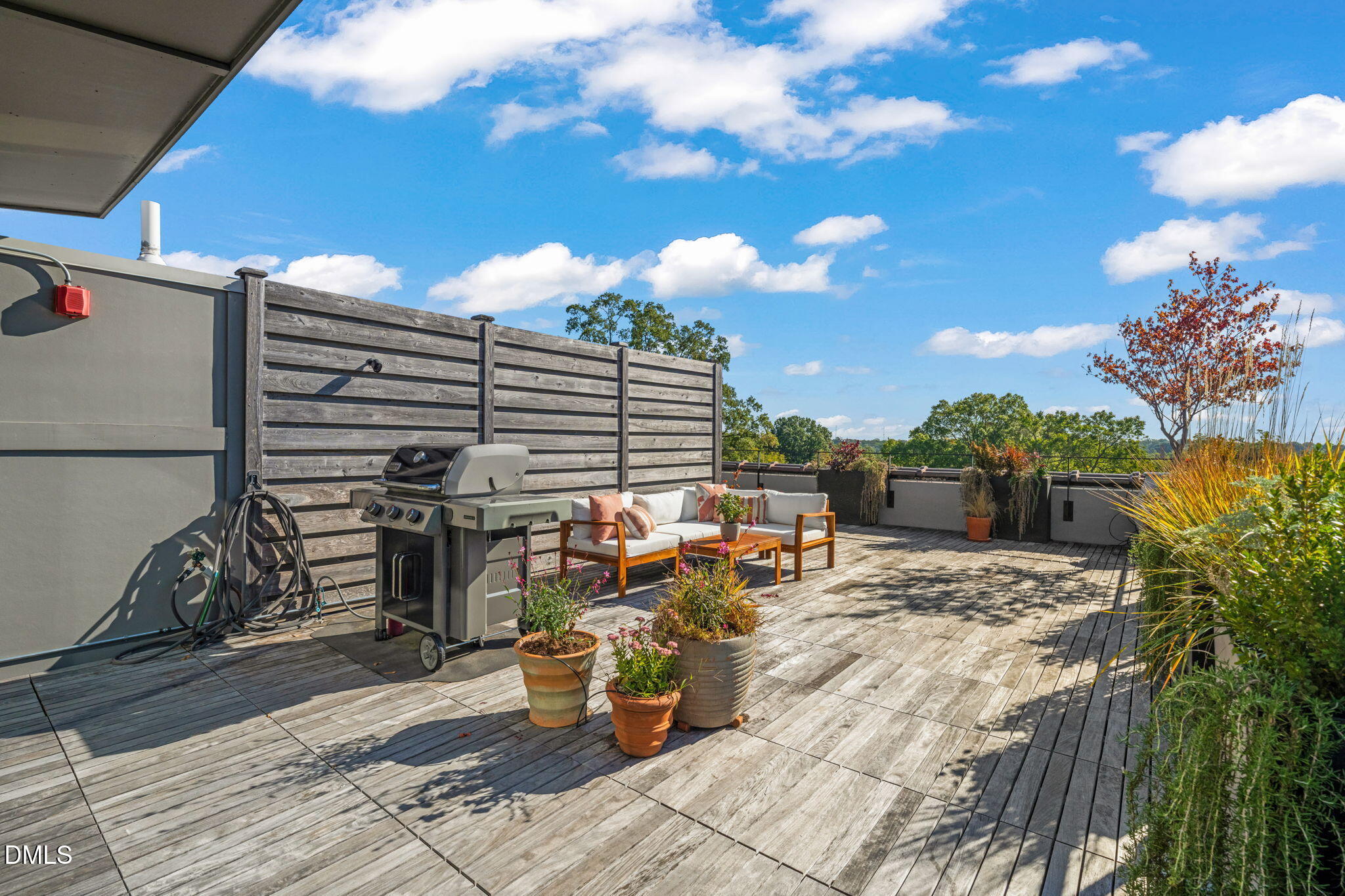 312 N Buchanan Boulevard # 401