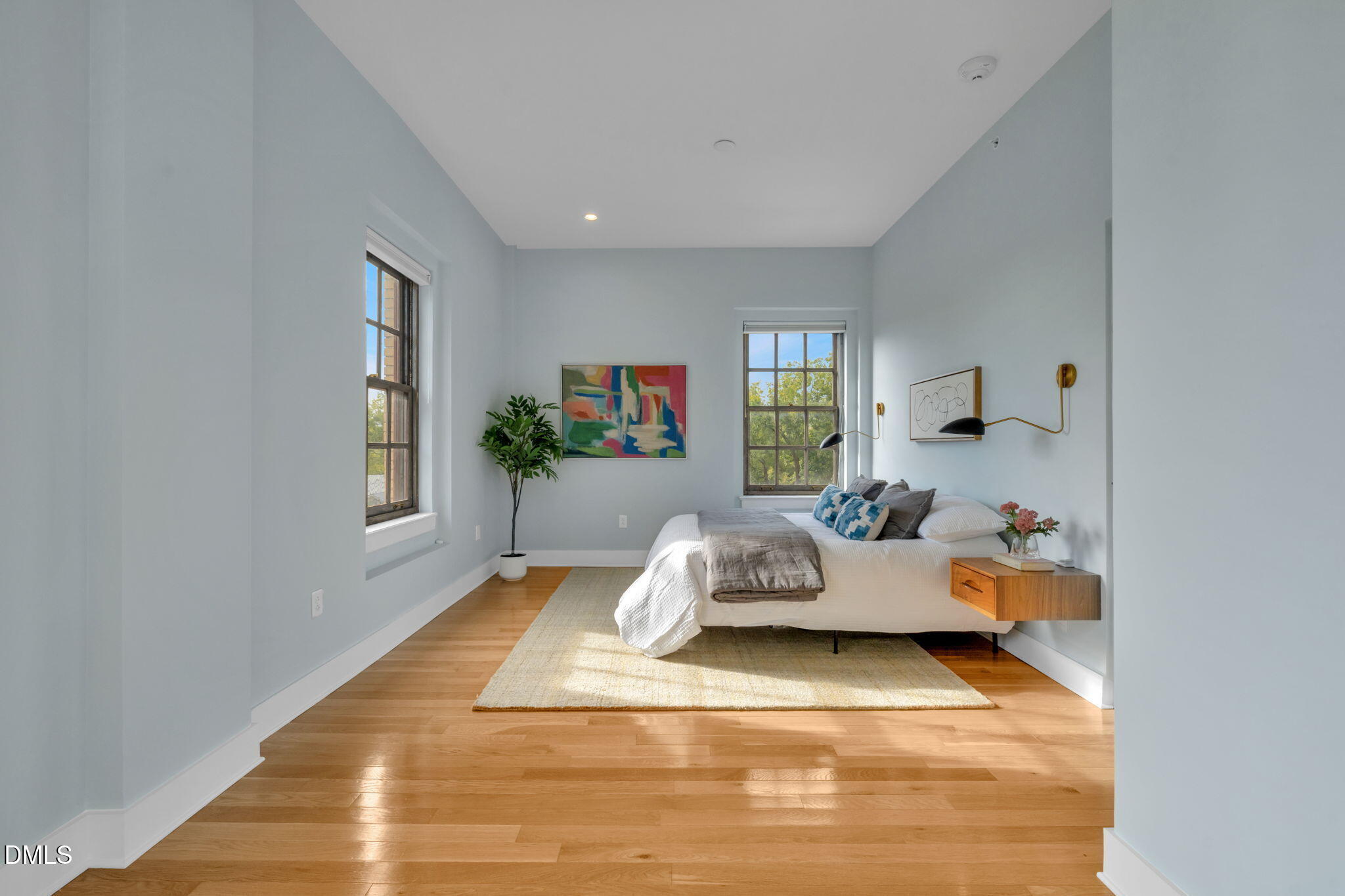 312 N Buchanan Boulevard # 401