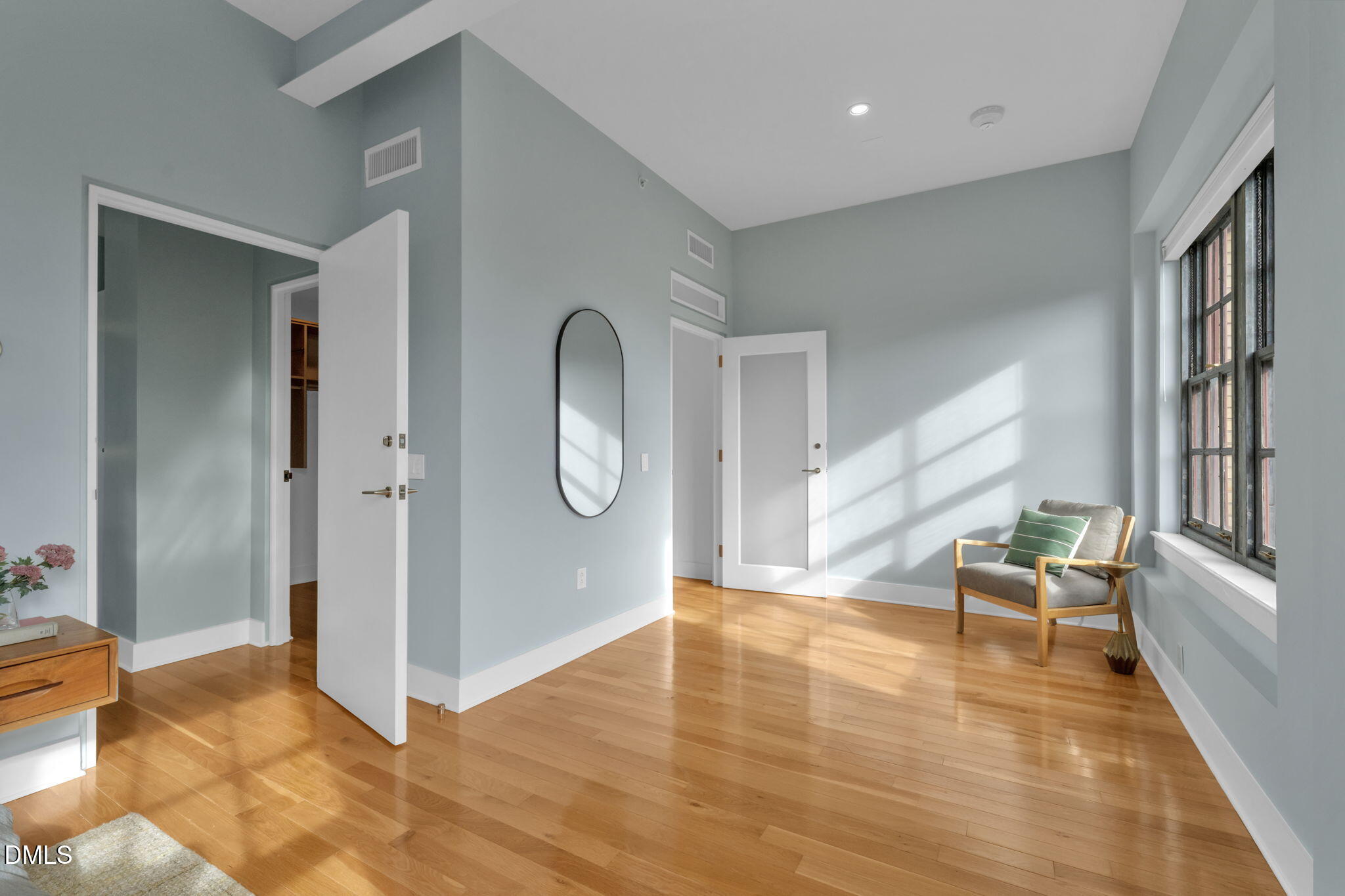 312 N Buchanan Boulevard # 401