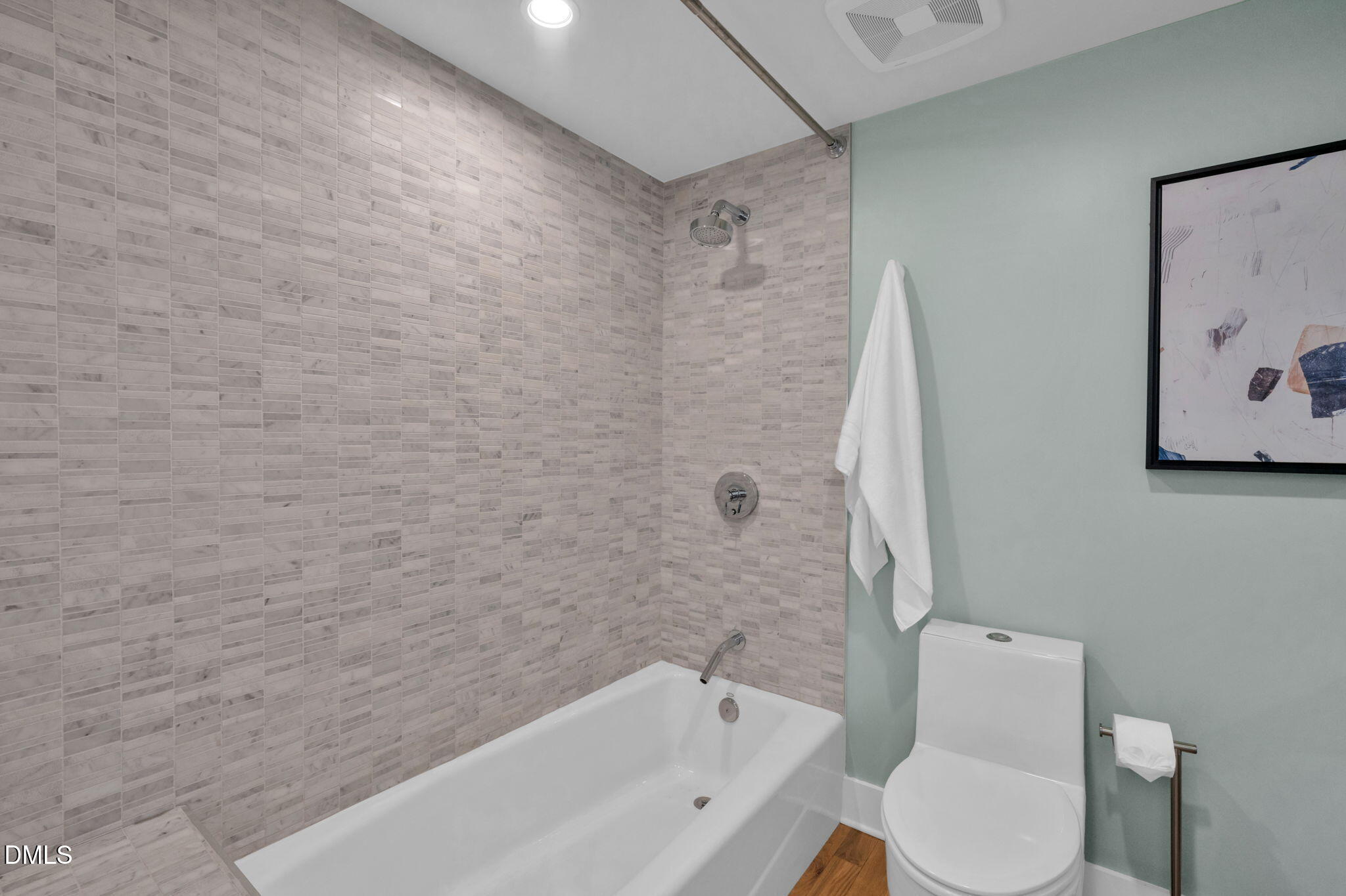 312 N Buchanan Boulevard # 401