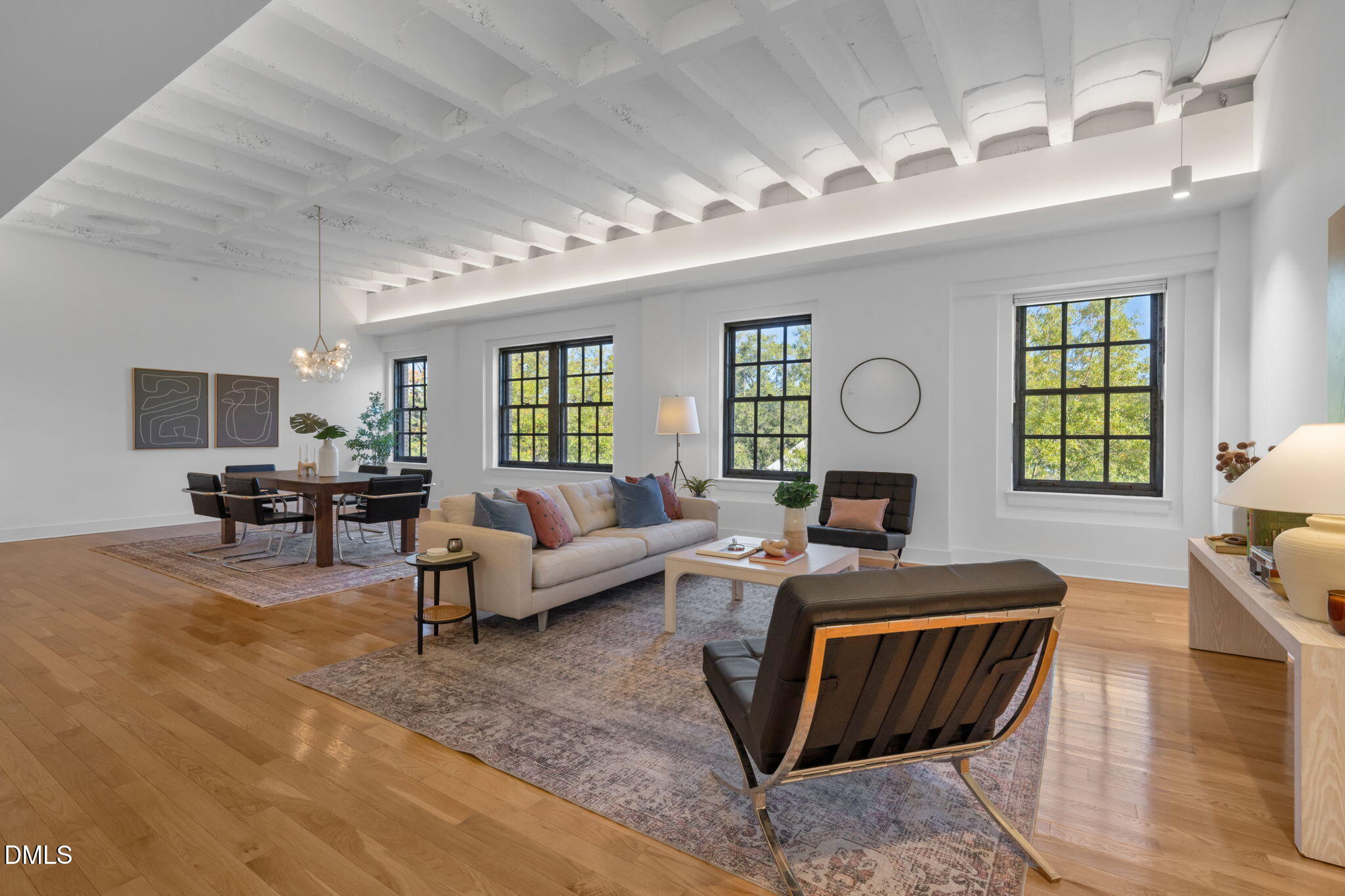 312 N Buchanan Boulevard # 401