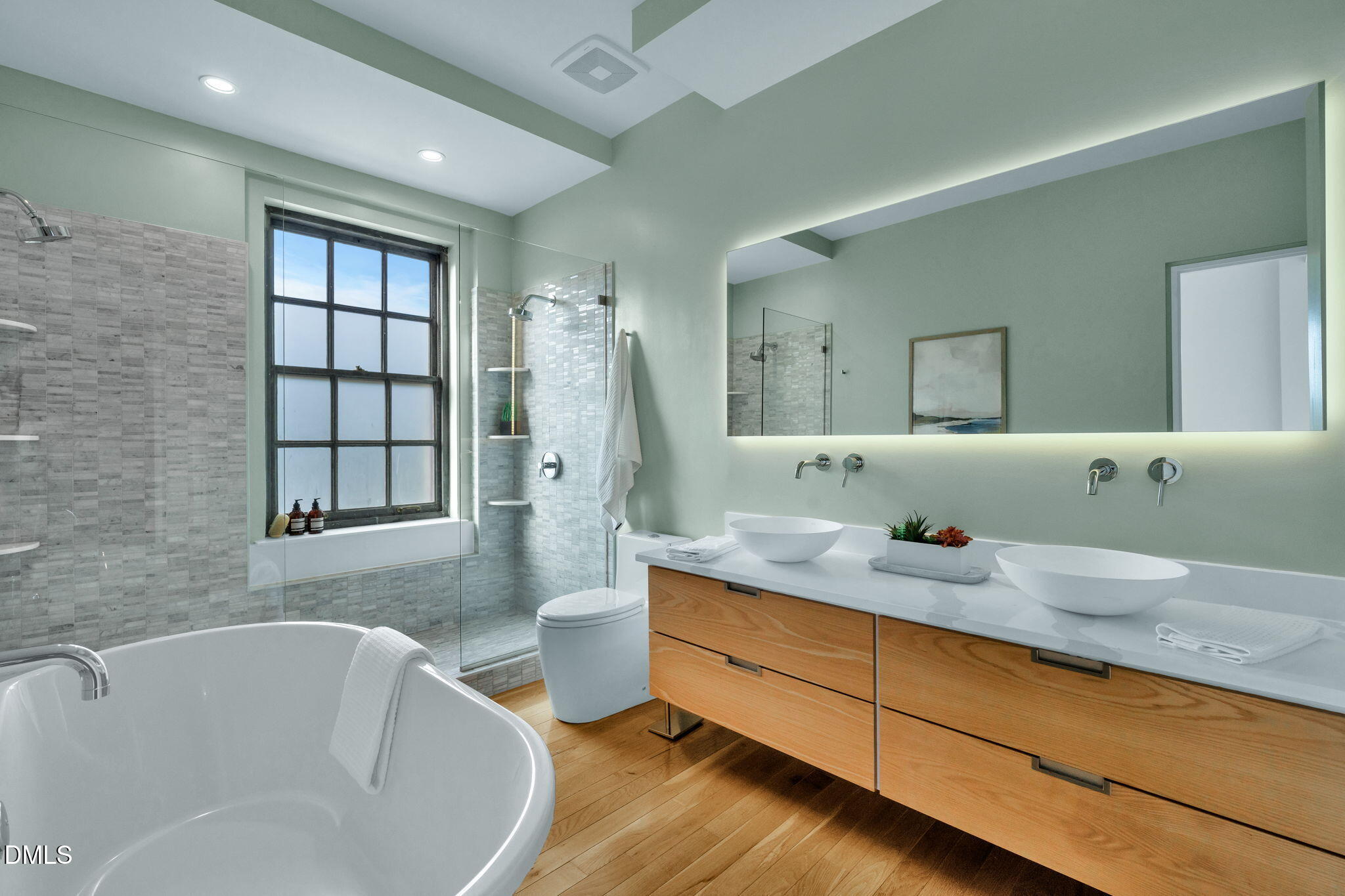 312 N Buchanan Boulevard # 401