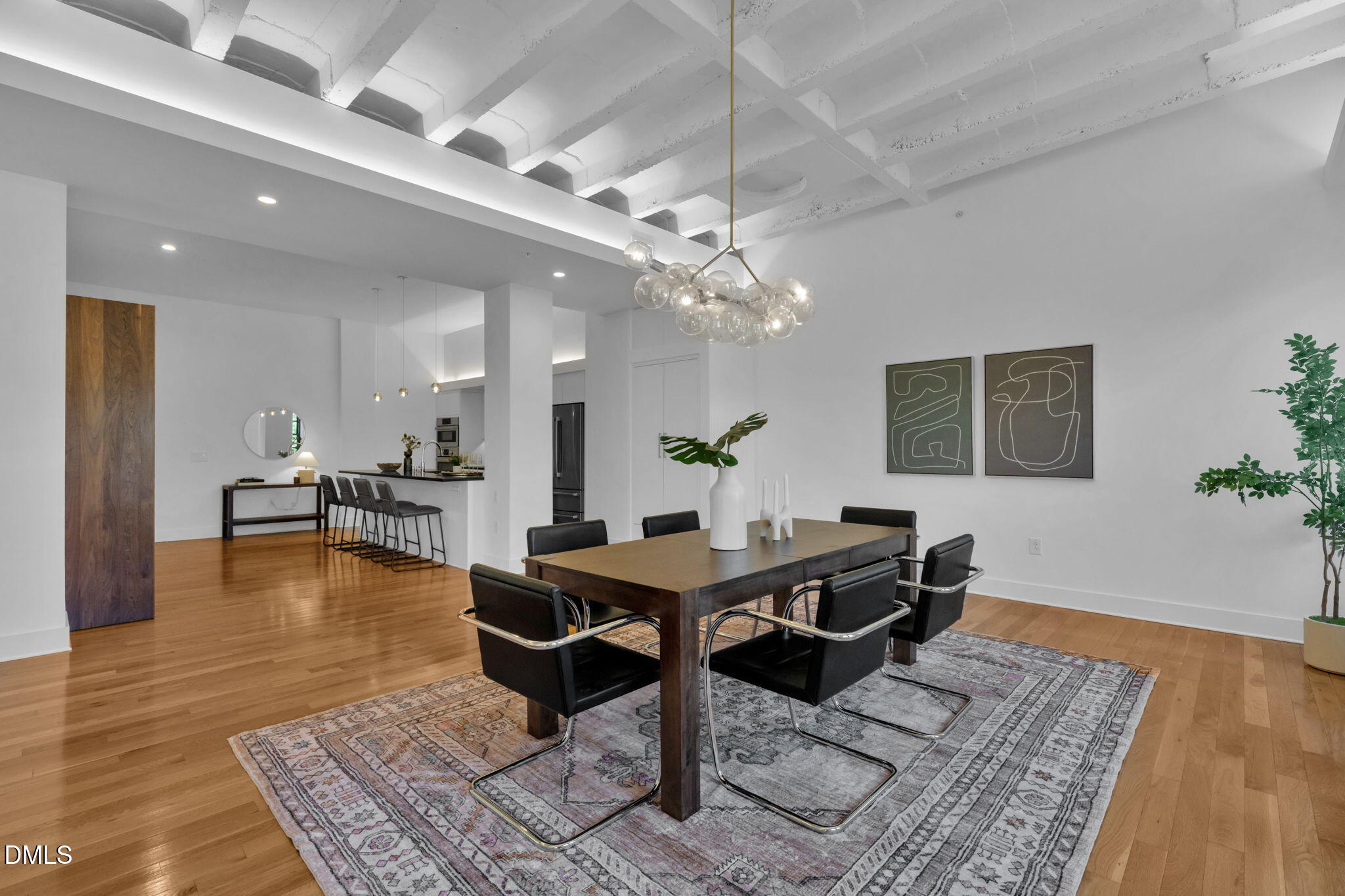 312 N Buchanan Boulevard # 401