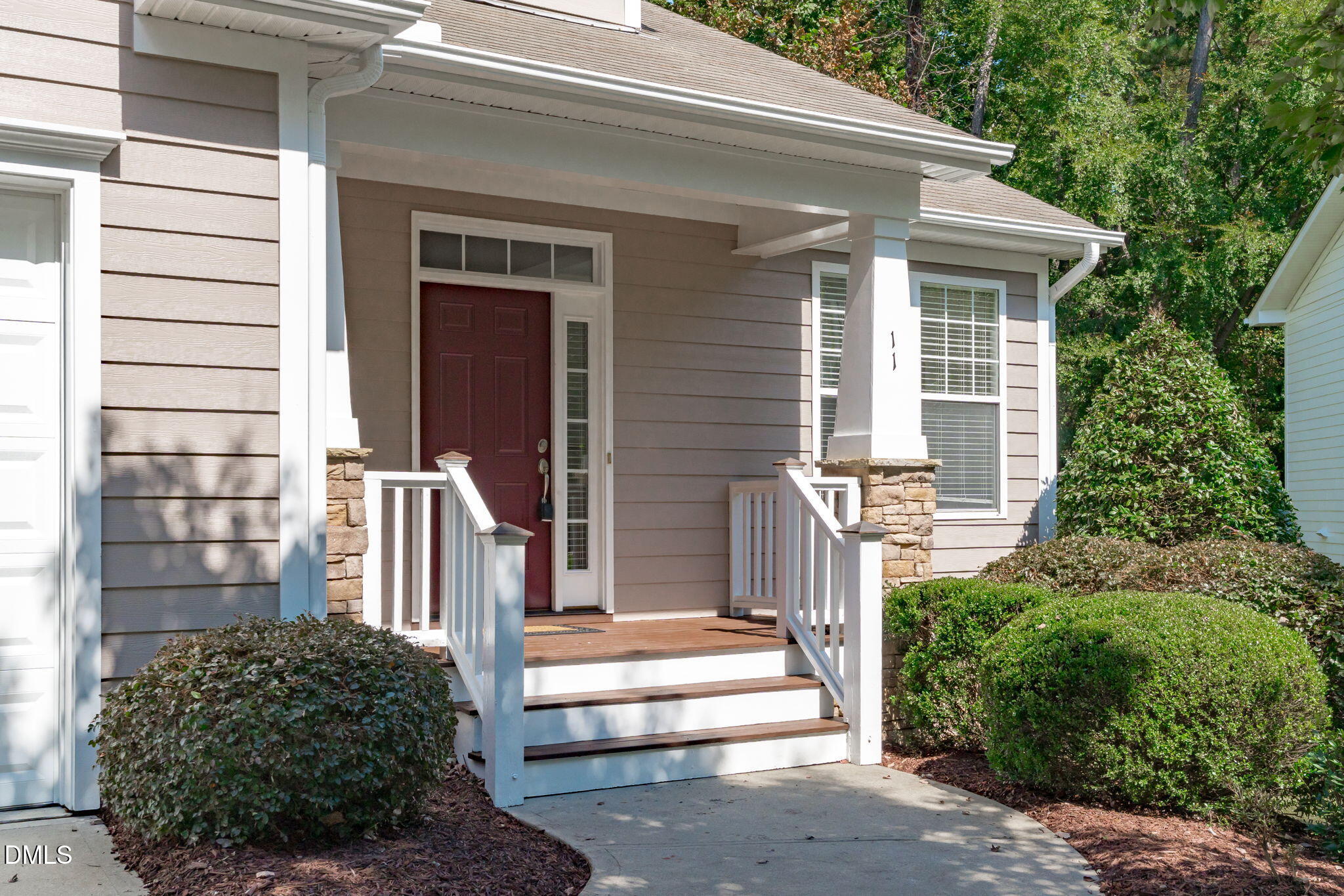 11 Silverbush Court