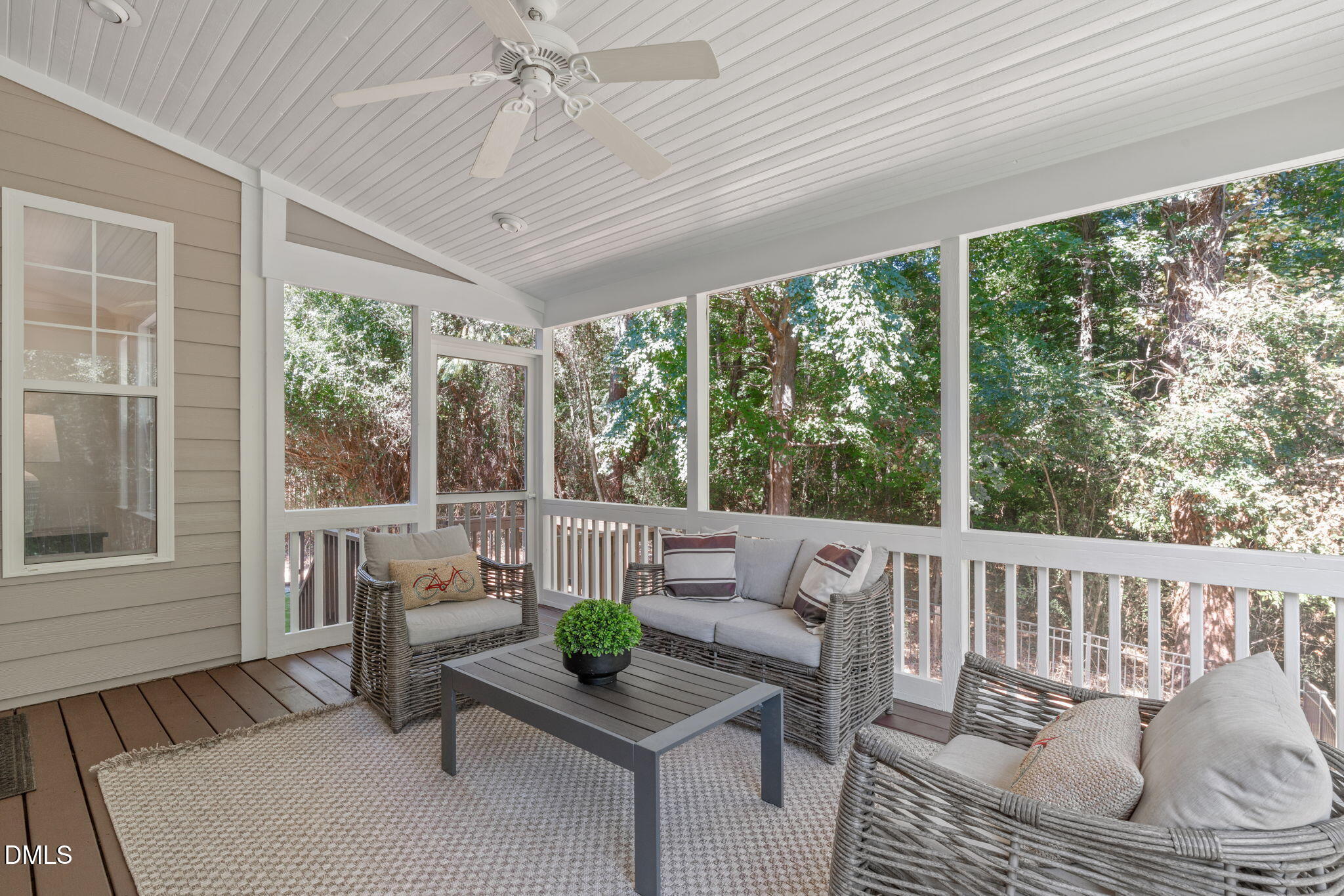 11 Silverbush Court