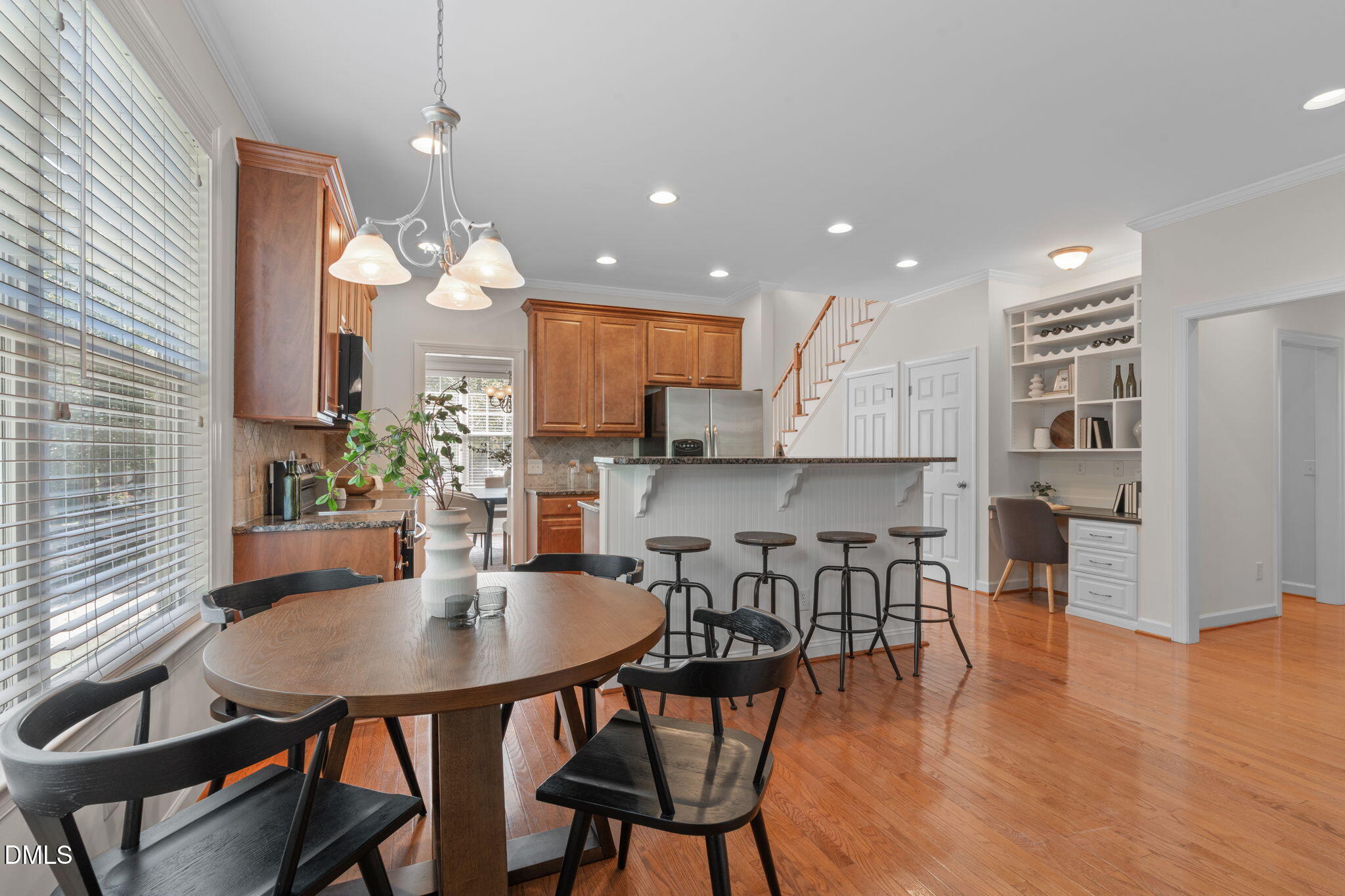 11 Silverbush Court