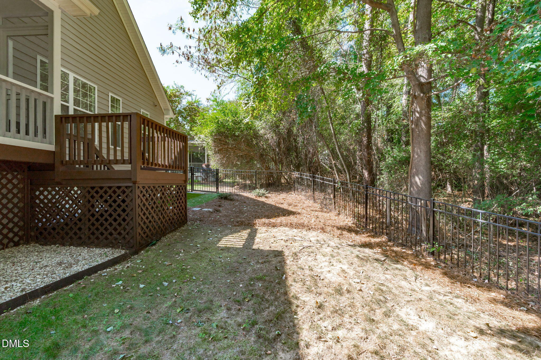 11 Silverbush Court