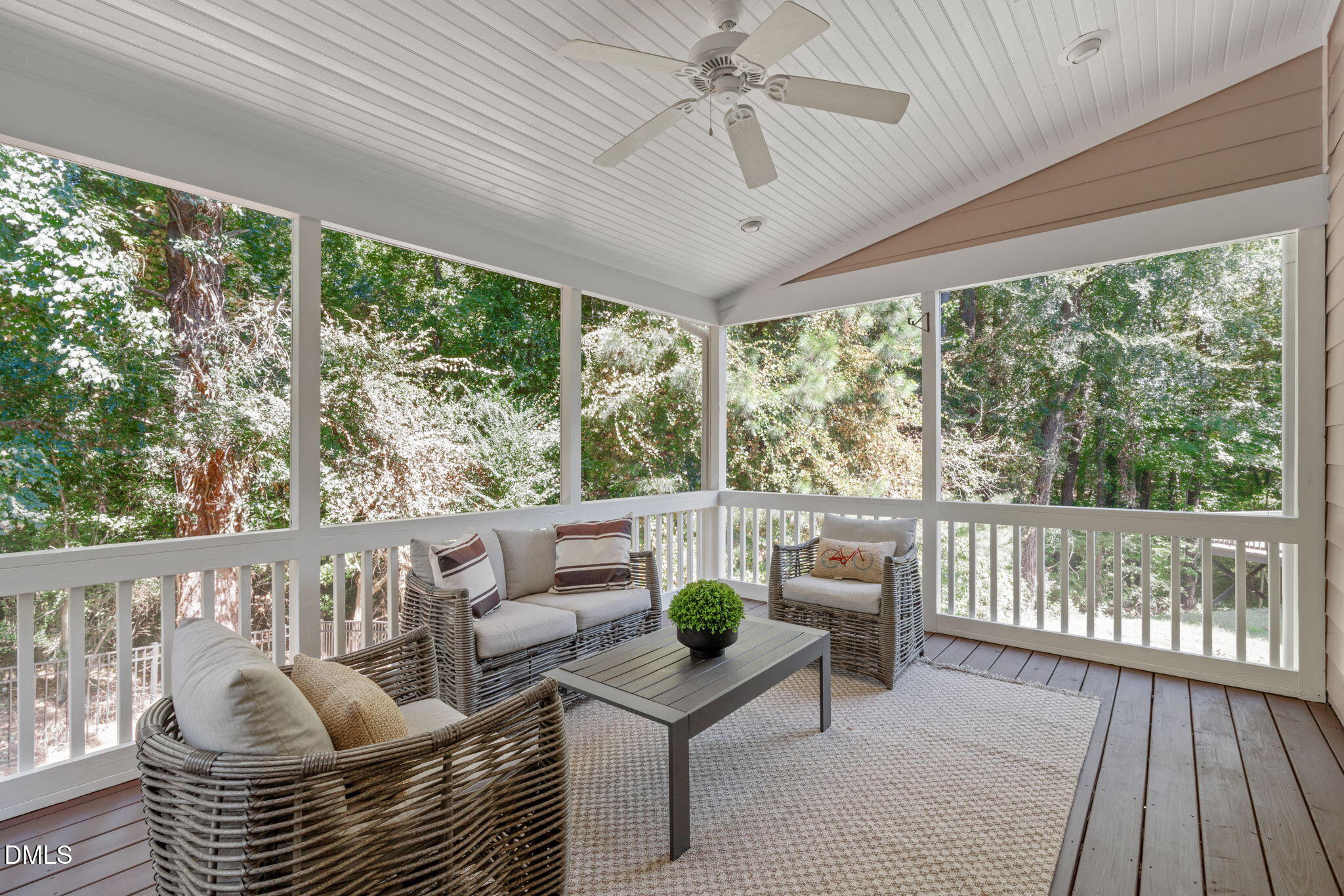 11 Silverbush Court
