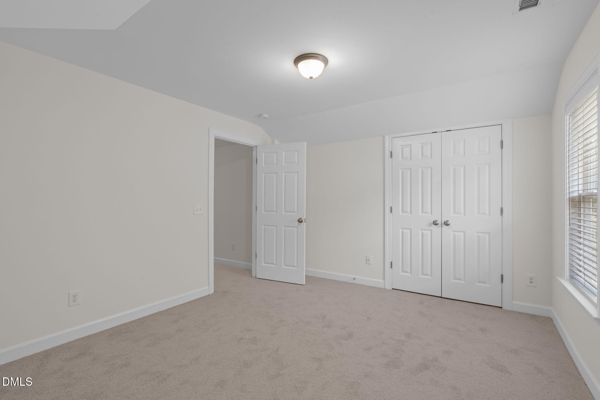 11 Silverbush Court