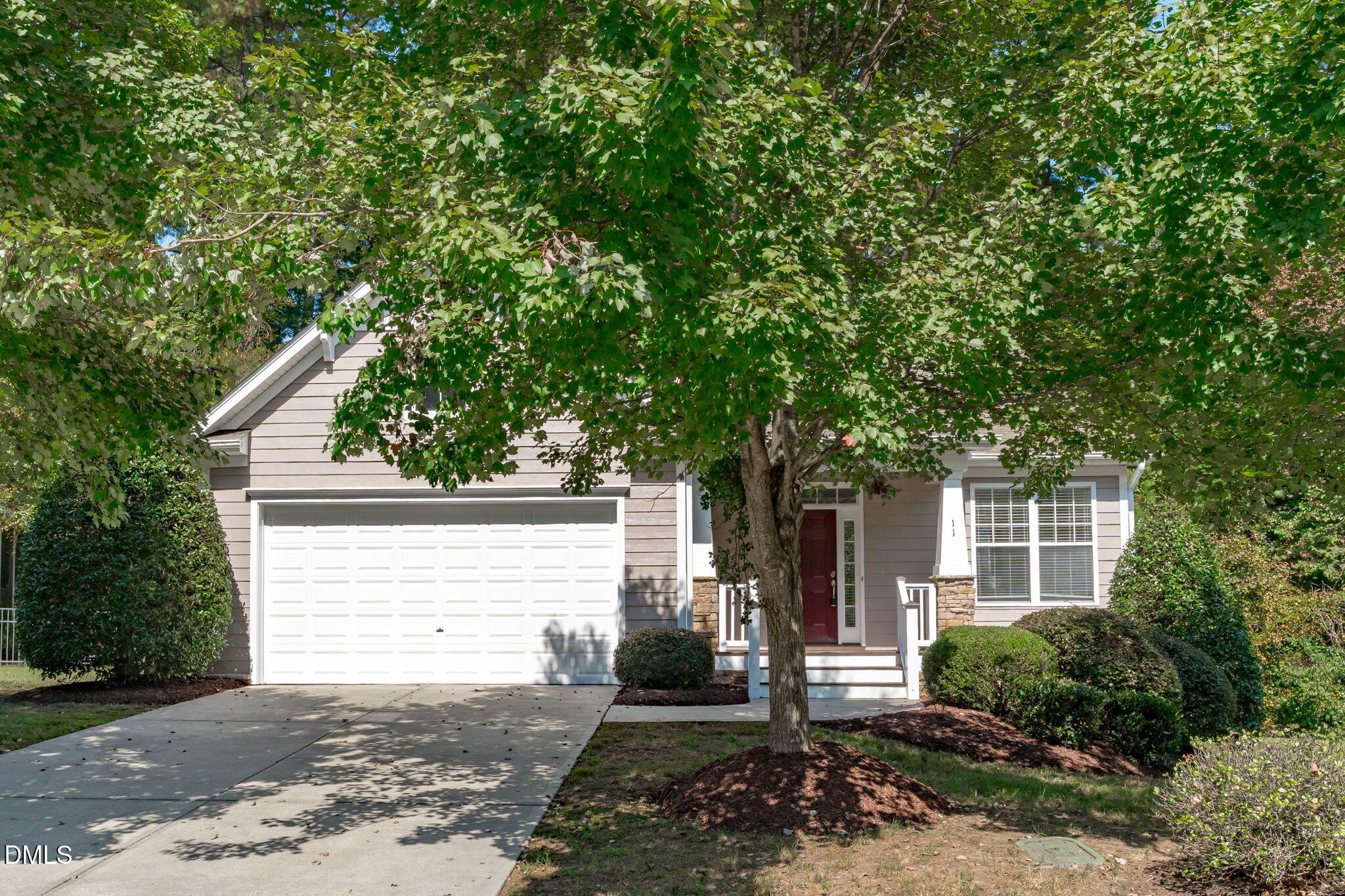11 Silverbush Court