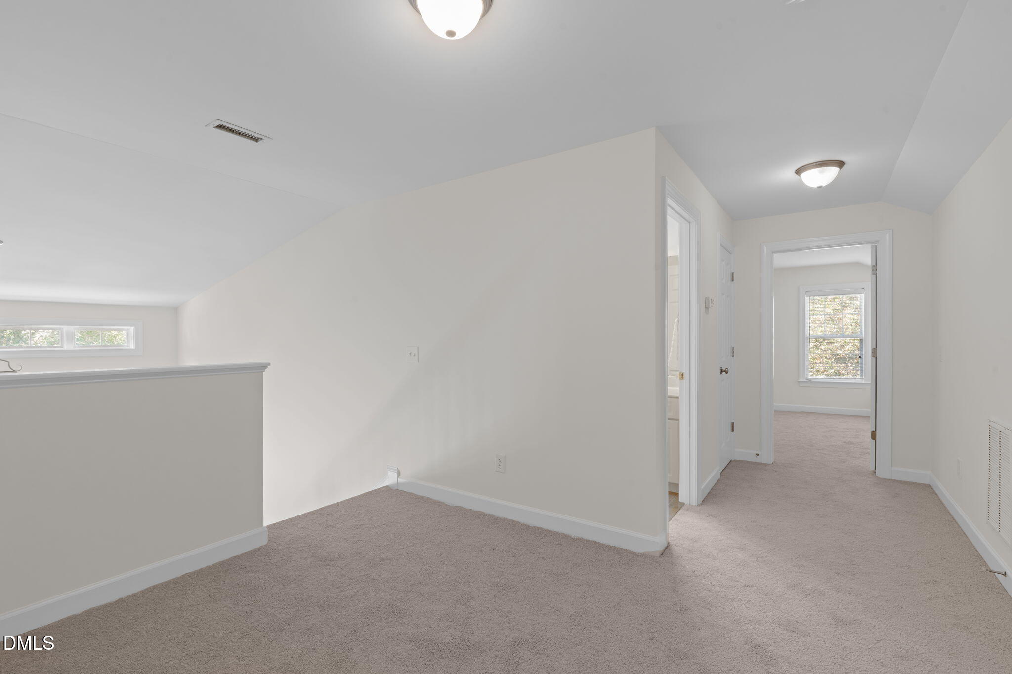 11 Silverbush Court
