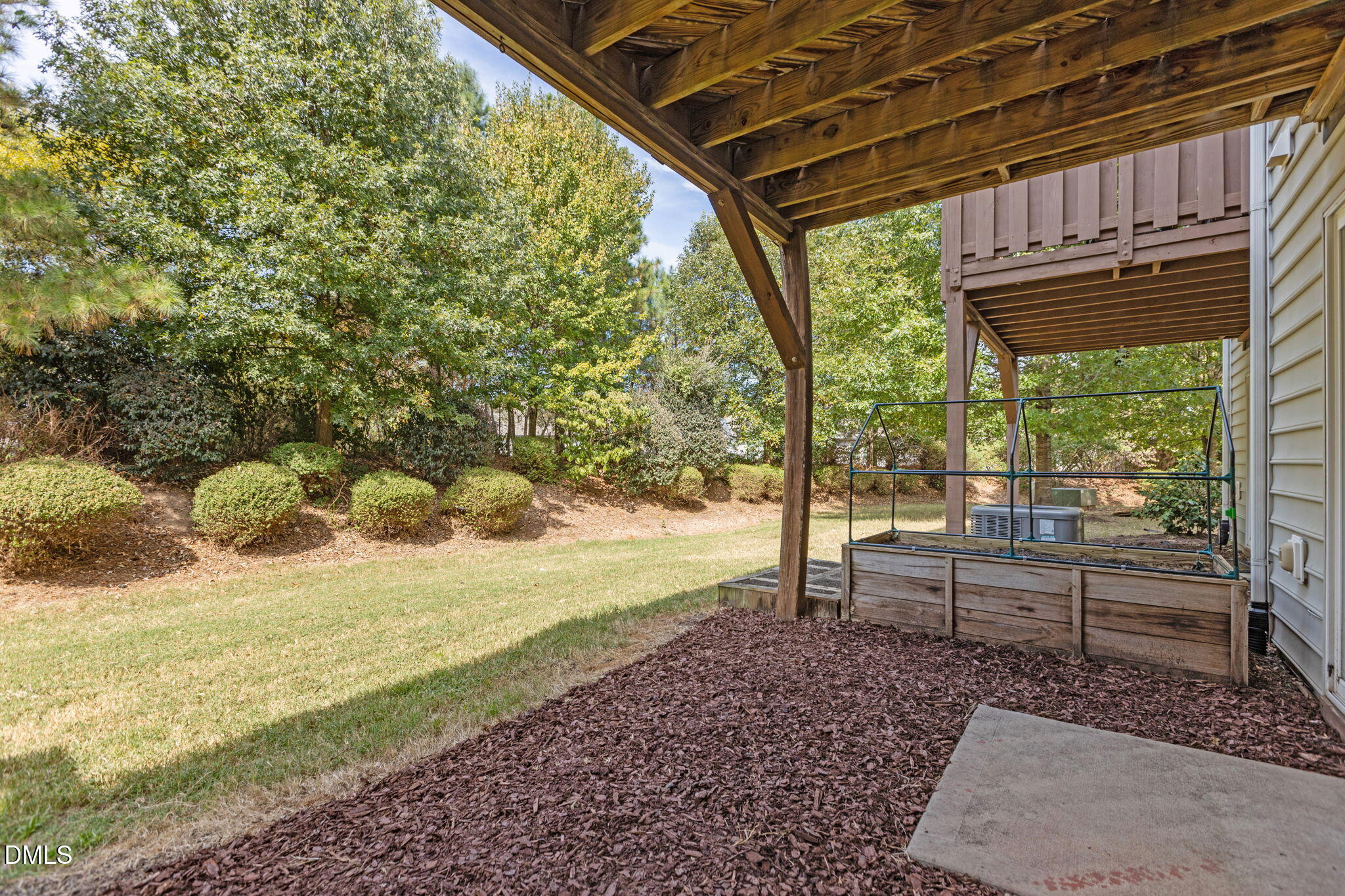 204 Irving Way