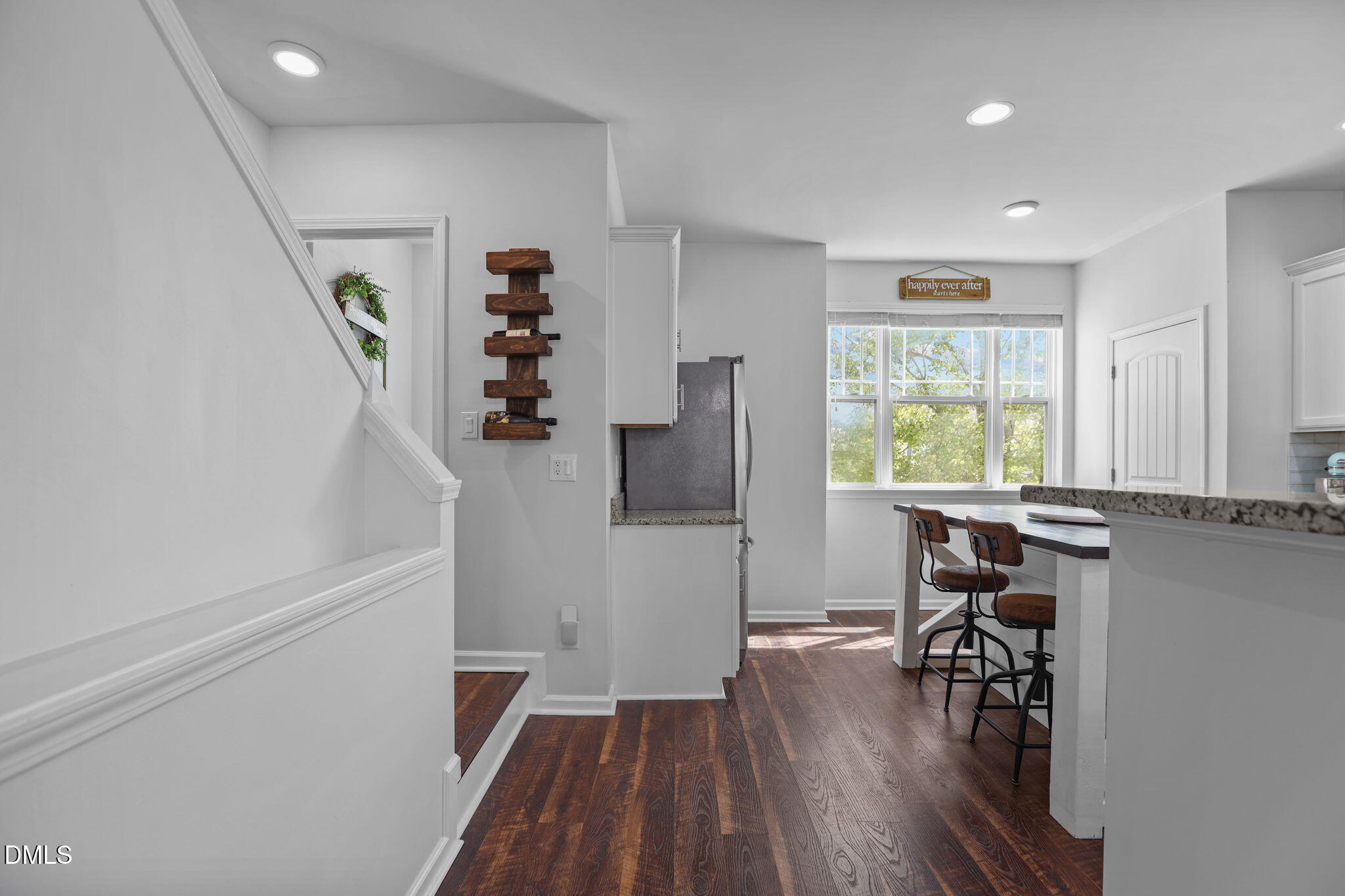 204 Irving Way