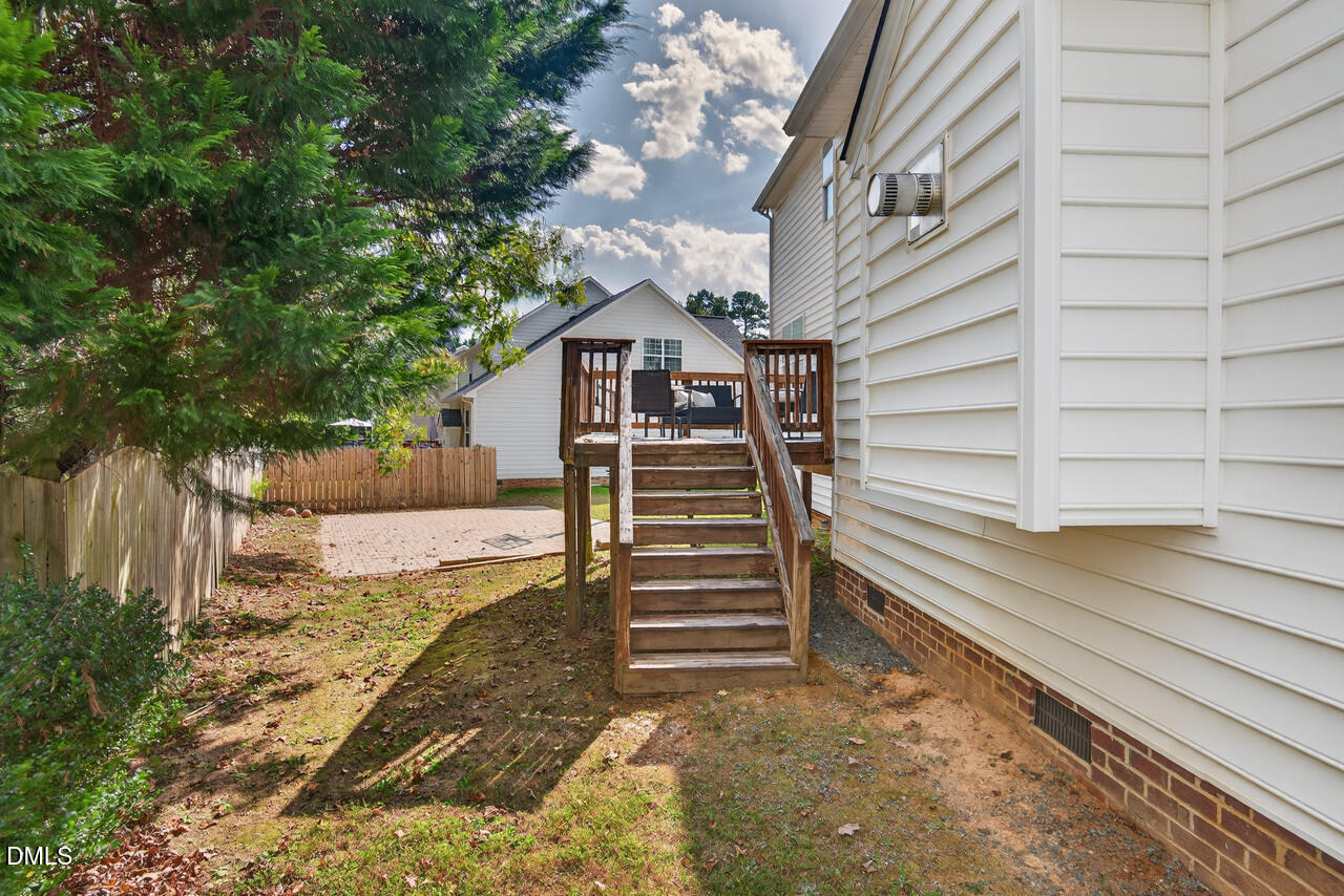 7 Starwood Lane