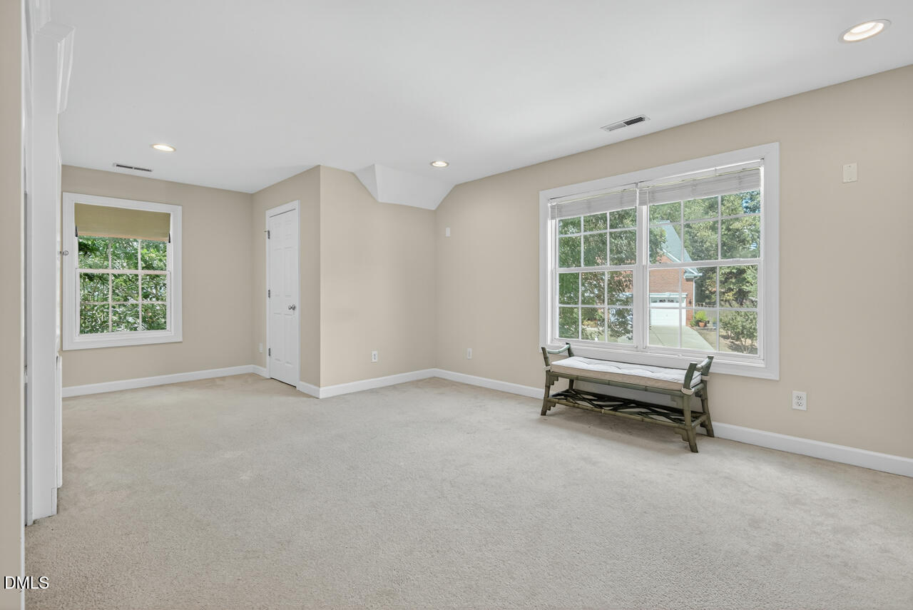 7 Starwood Lane