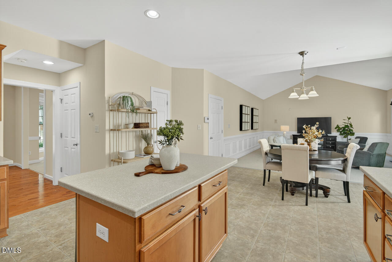 7 Starwood Lane