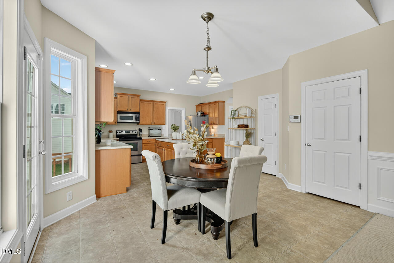 7 Starwood Lane
