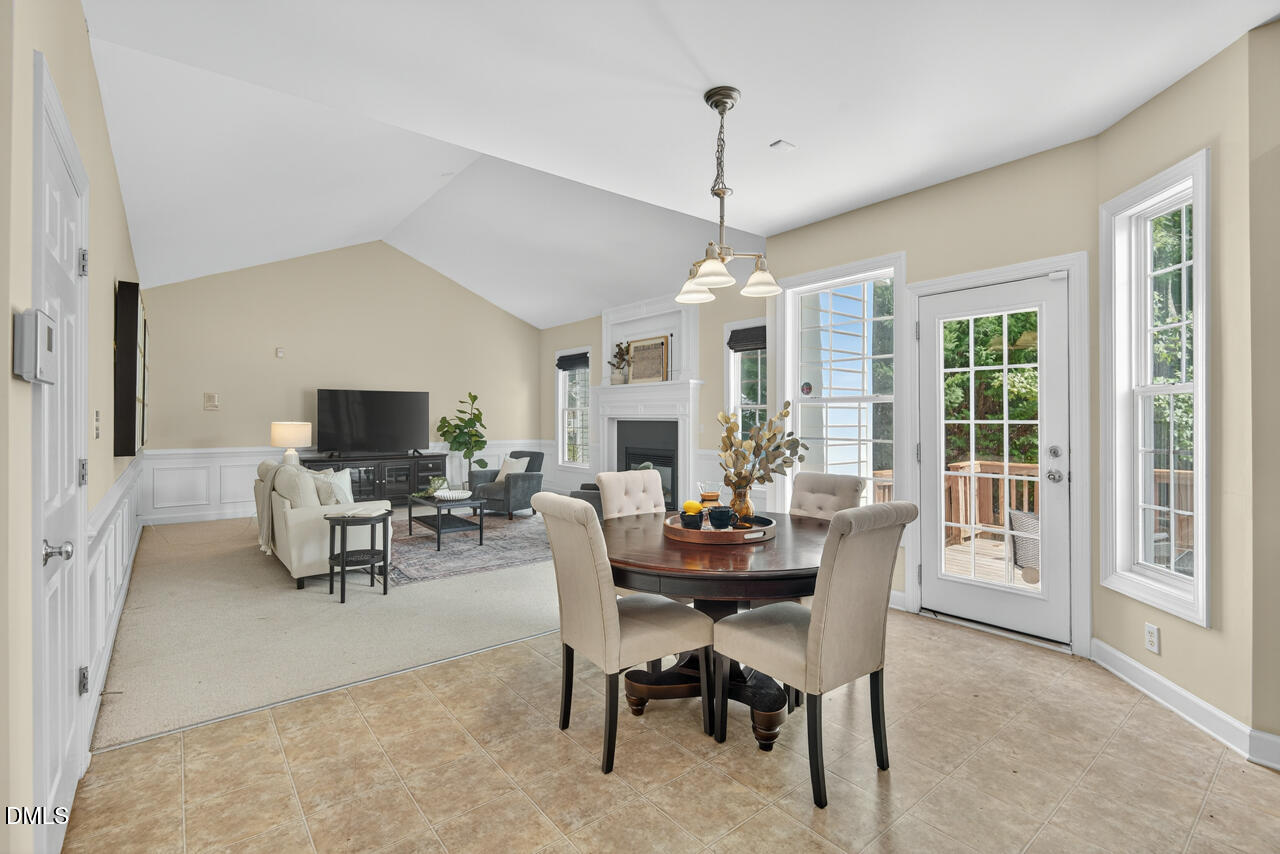 7 Starwood Lane