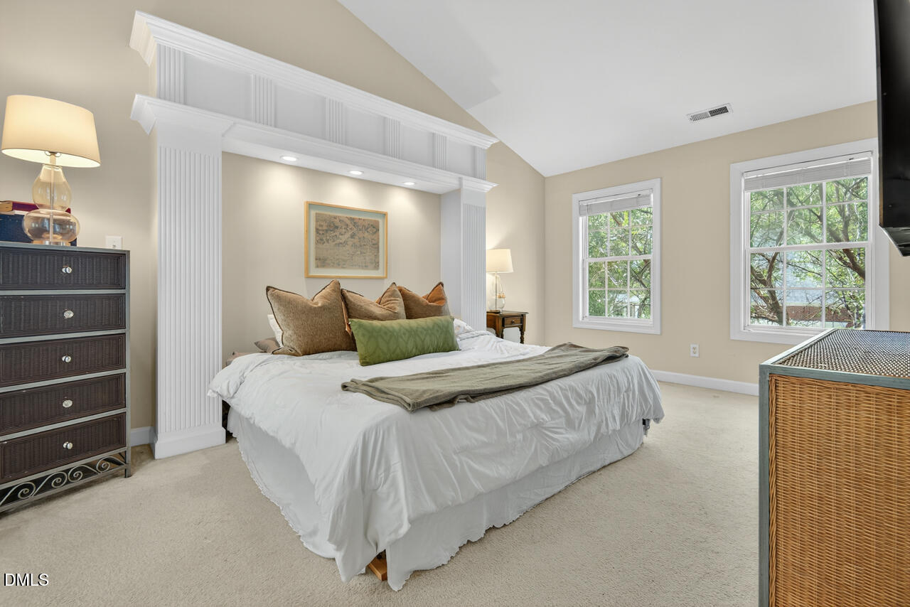 7 Starwood Lane
