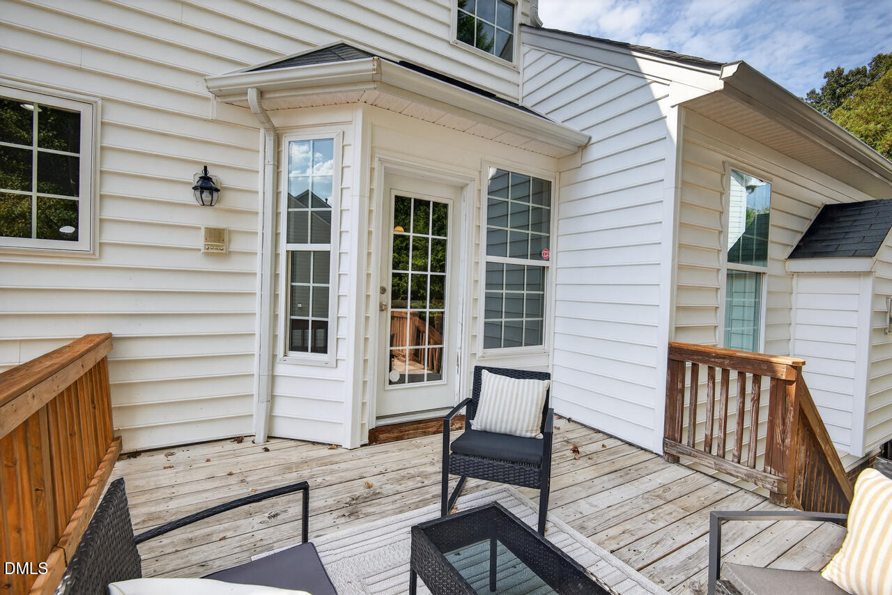 7 Starwood Lane