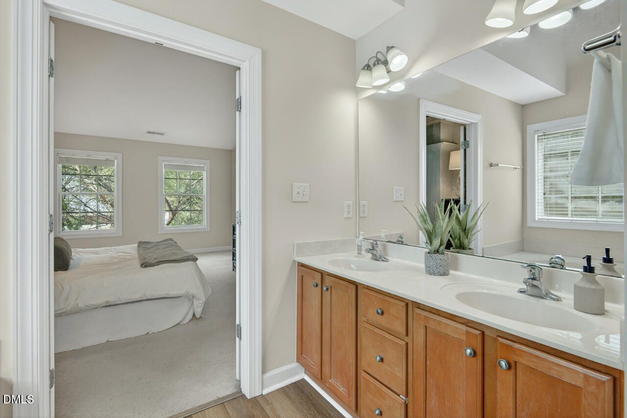 7 Starwood Lane