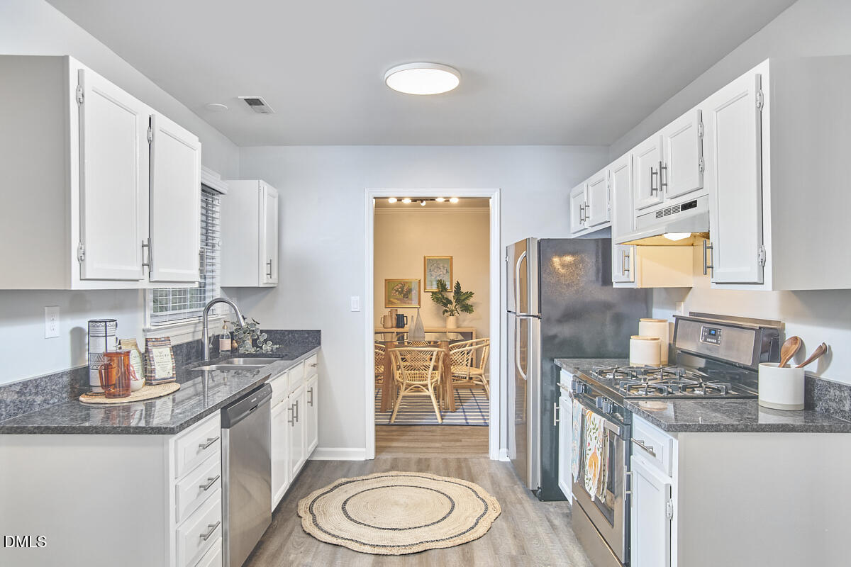 7 Old Towne Place