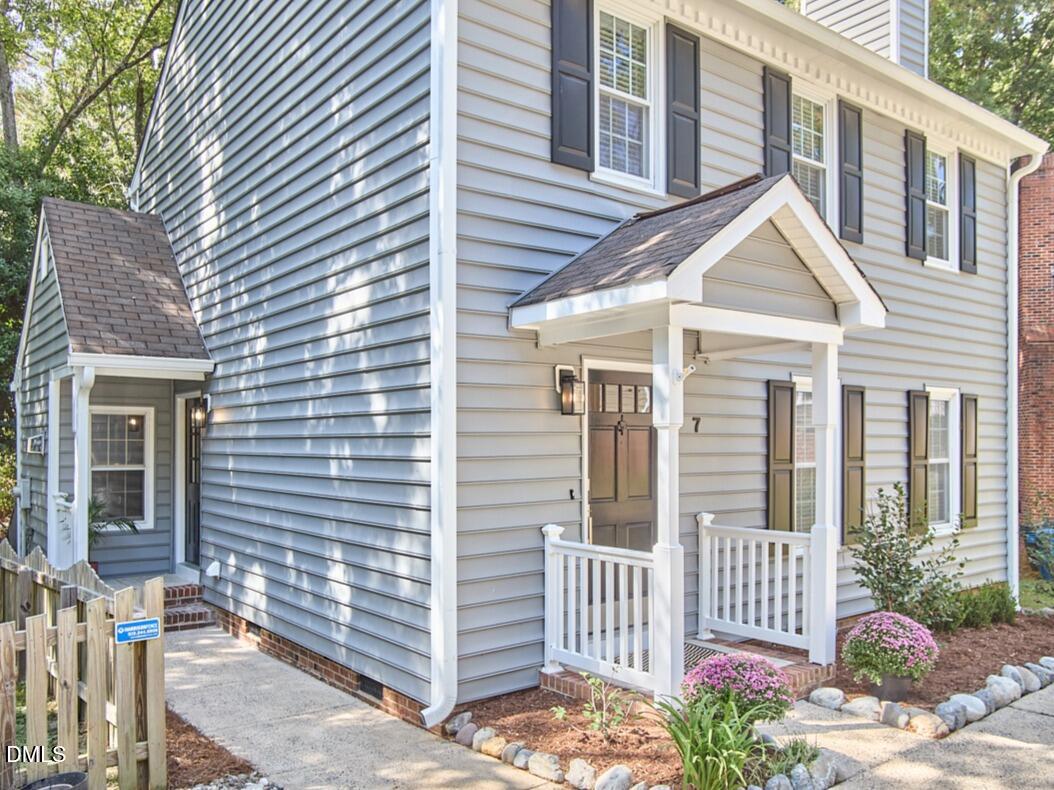 7 Old Towne Place