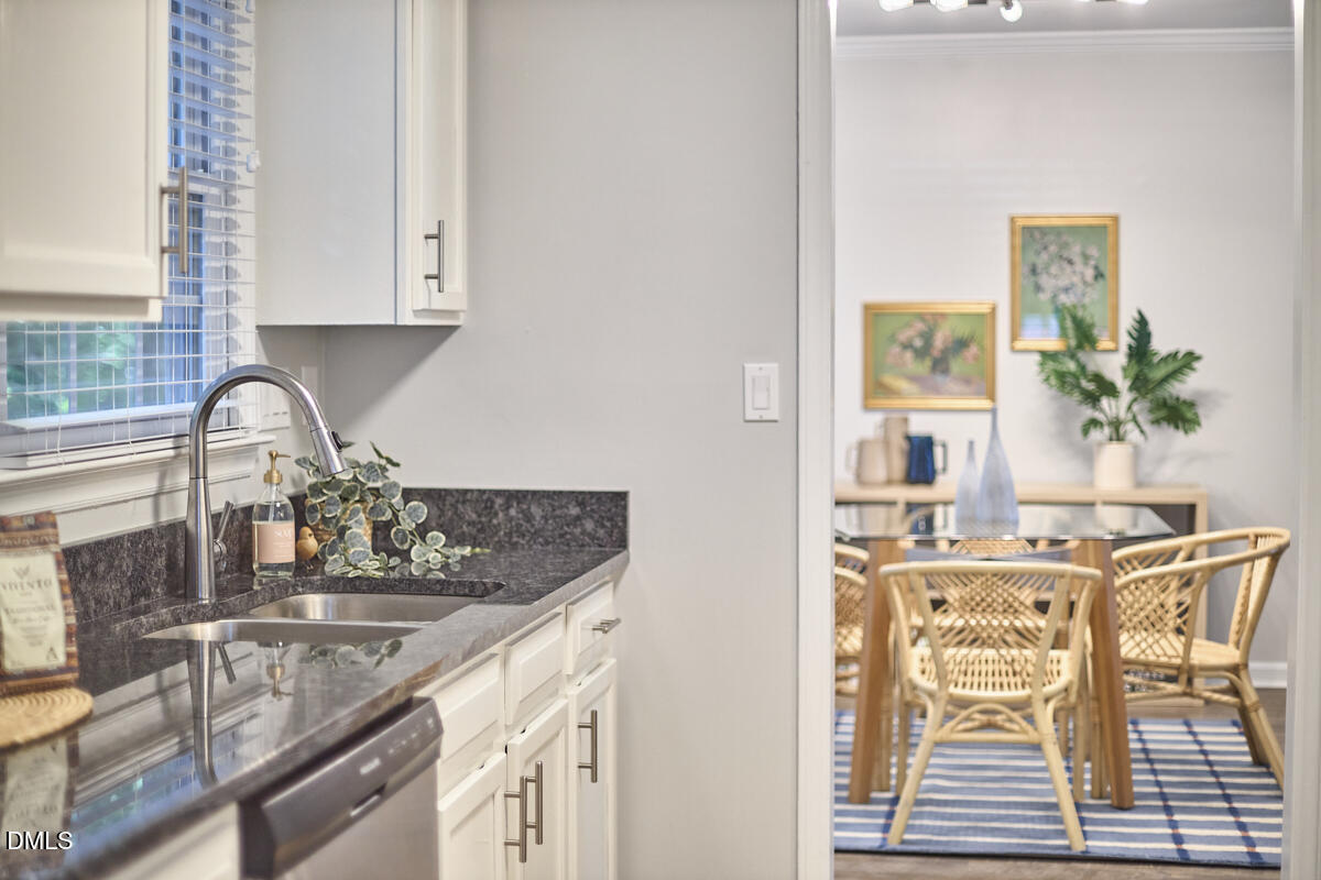 7 Old Towne Place