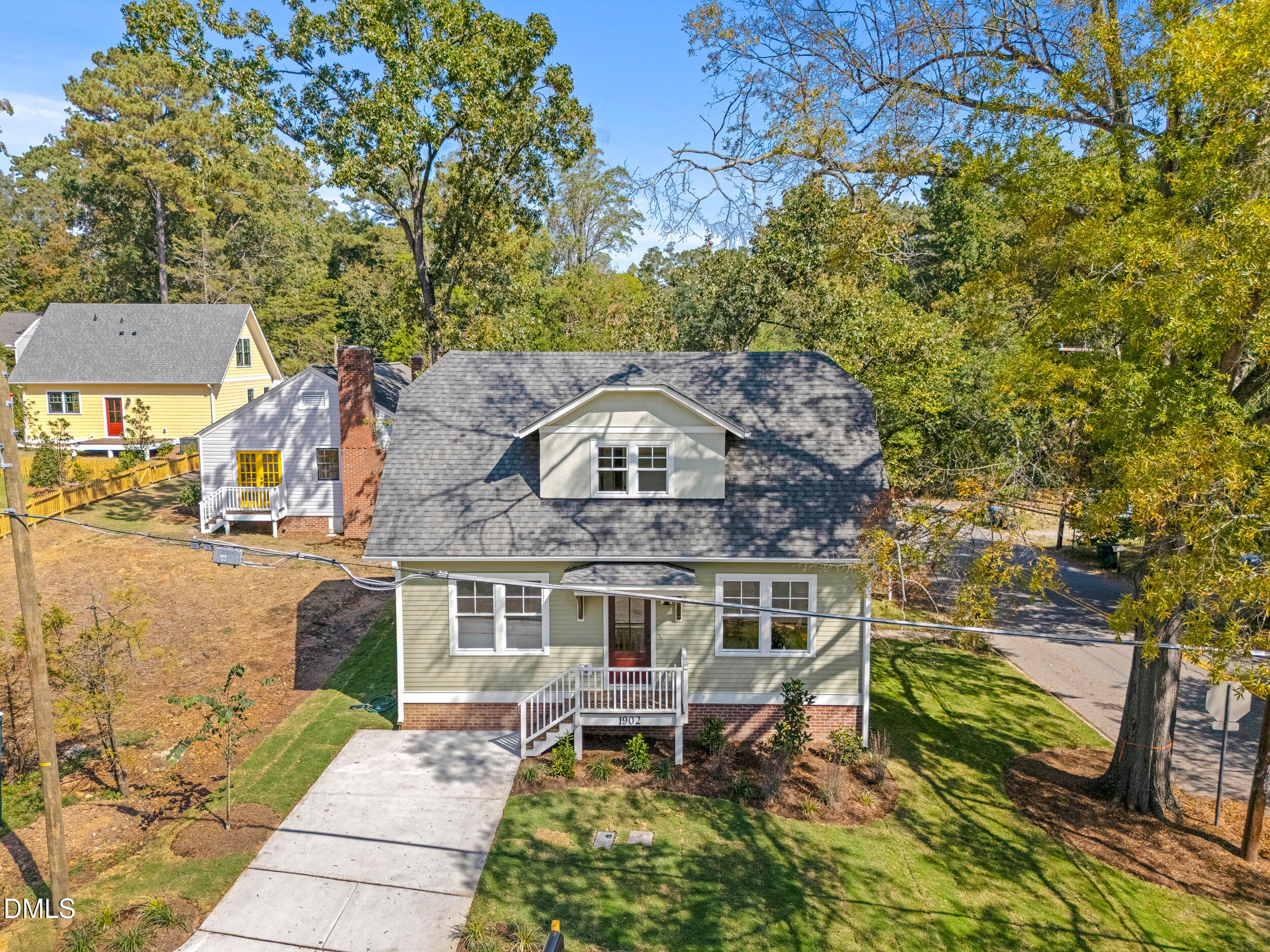 1902 Ward Street