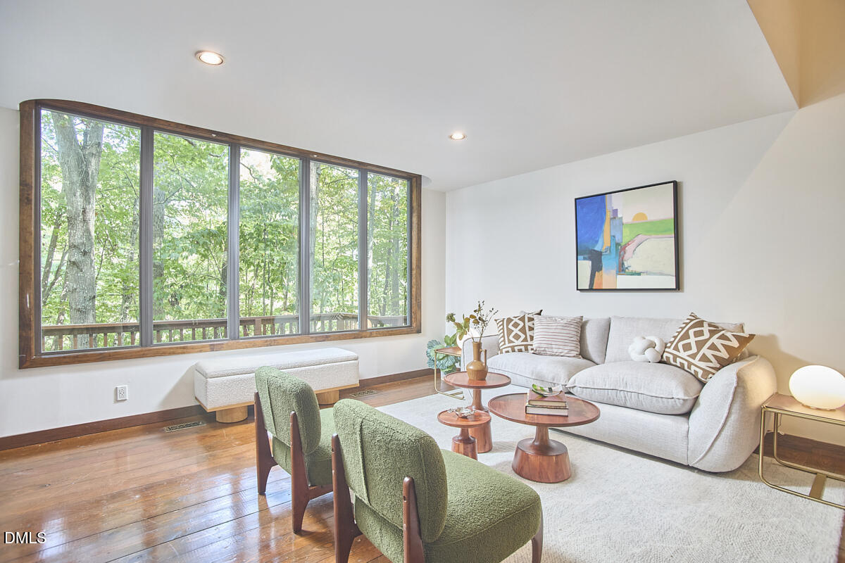 3719 W Cornwallis Road