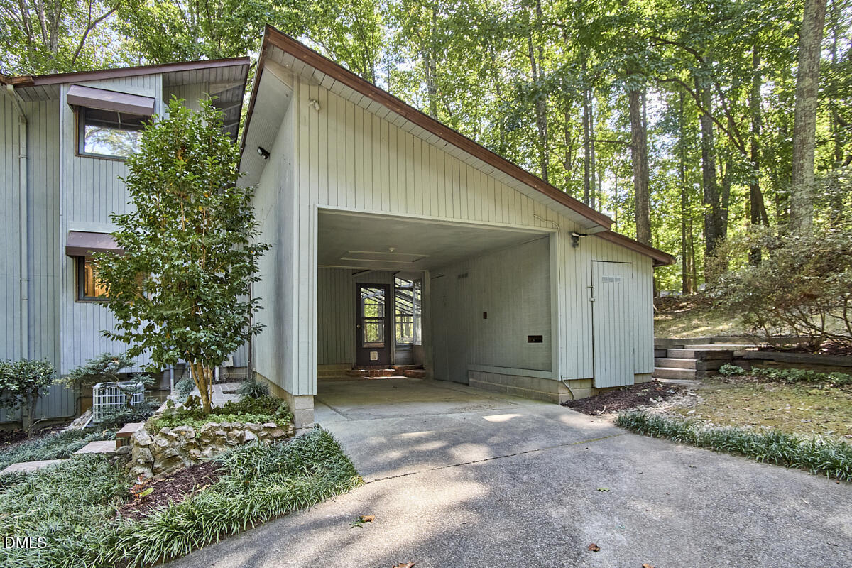 3719 W Cornwallis Road