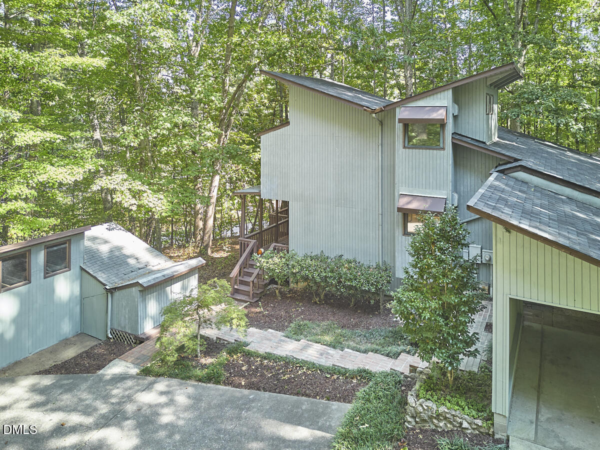 3719 W Cornwallis Road