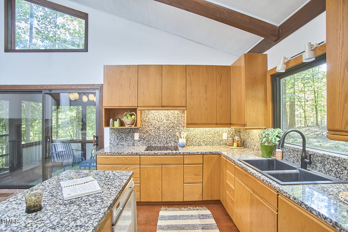 3719 W Cornwallis Road