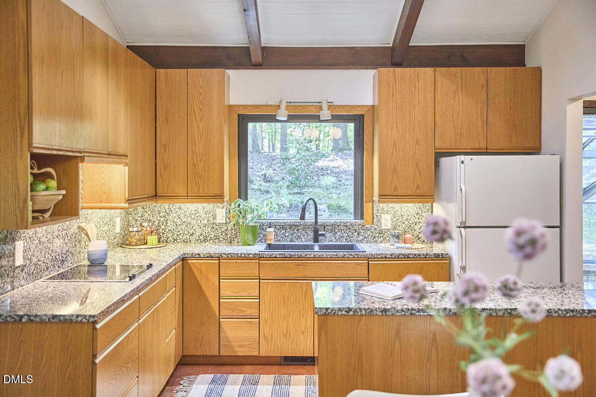 3719 W Cornwallis Road