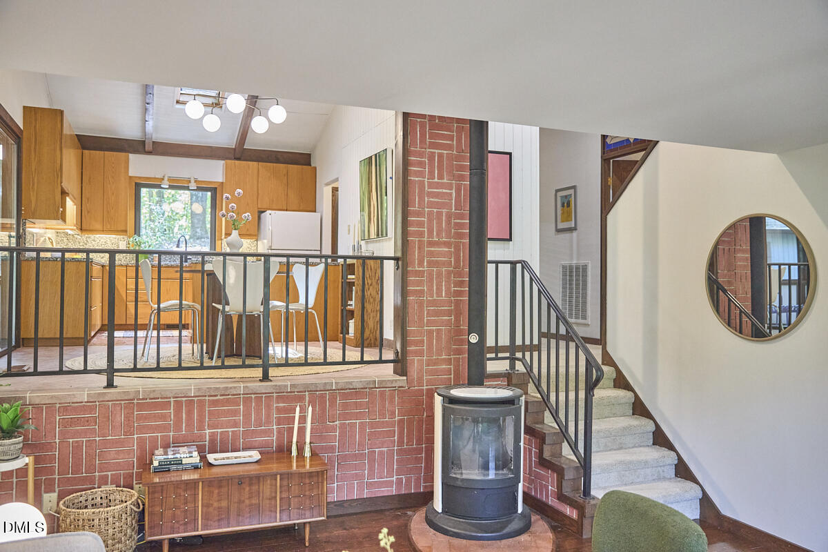 3719 W Cornwallis Road