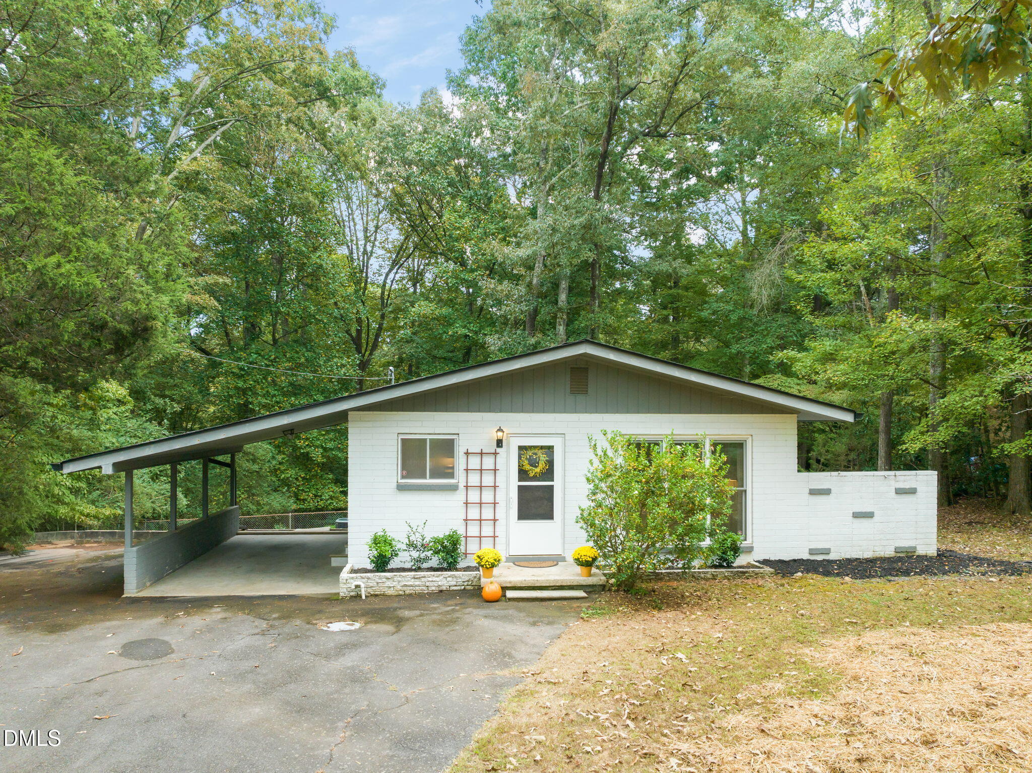 3708 Knollwood Drive